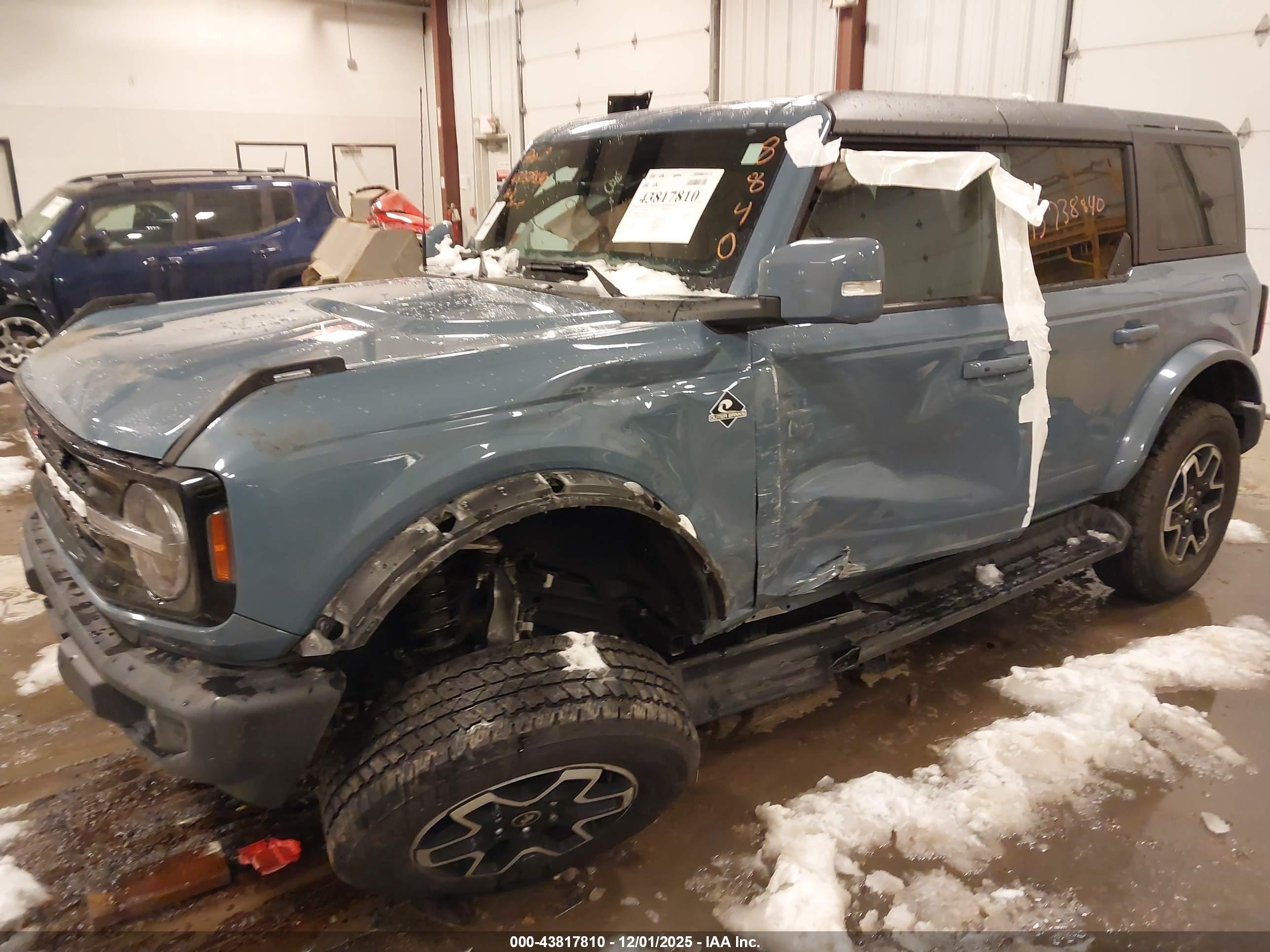 FORD BRONCO image 6