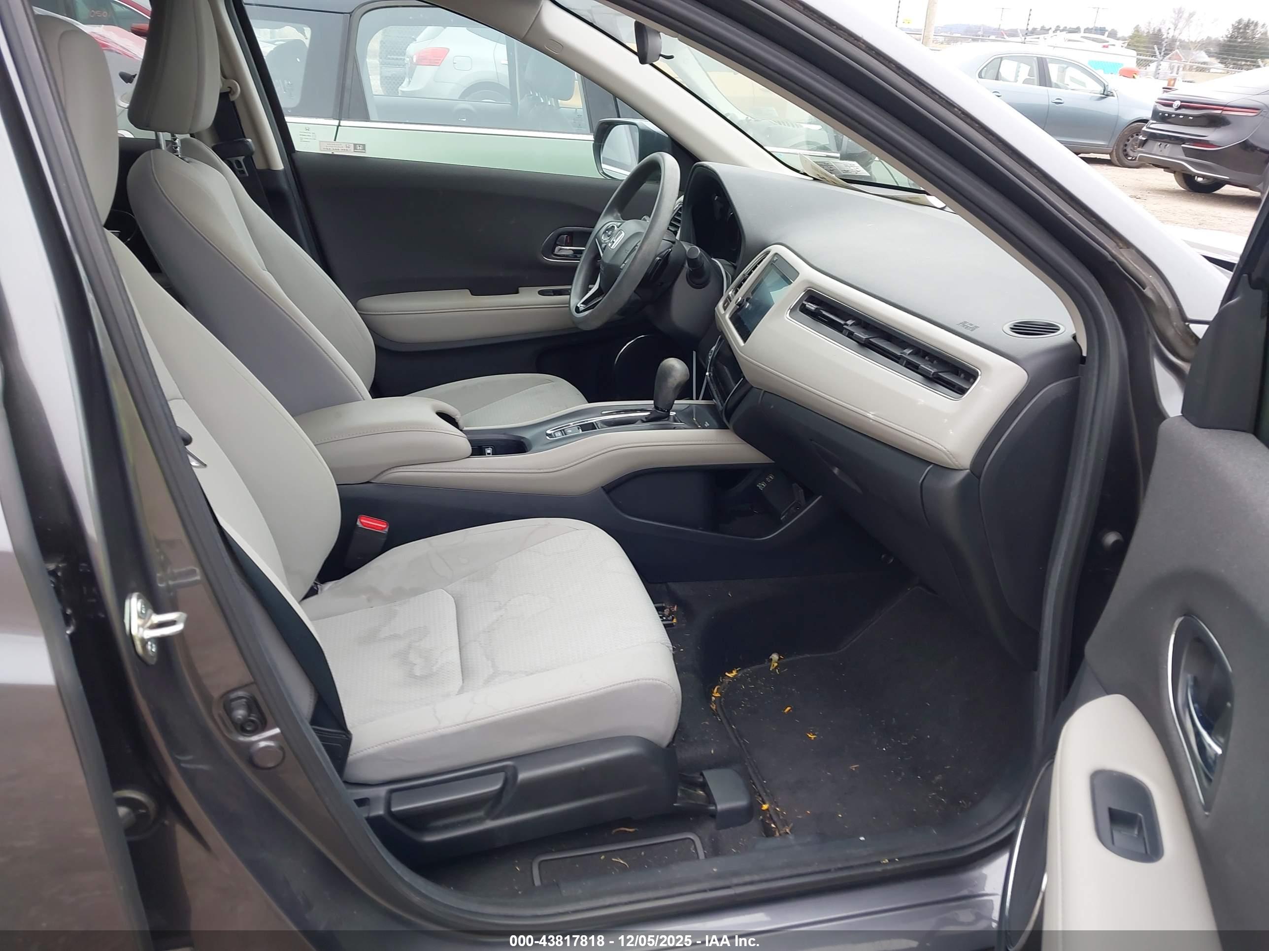 HONDA HR-V image 5