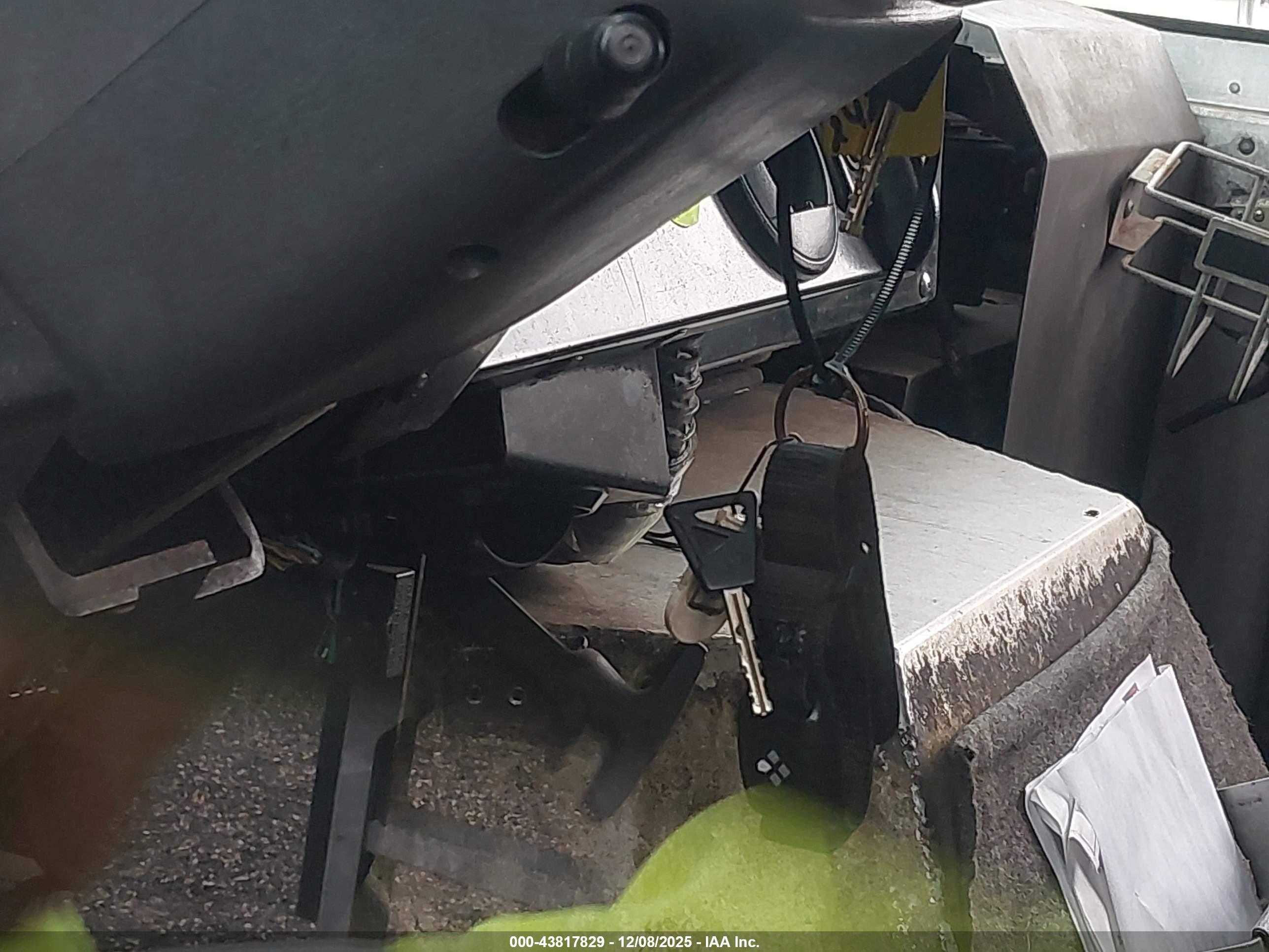 FORD E-350 image 11