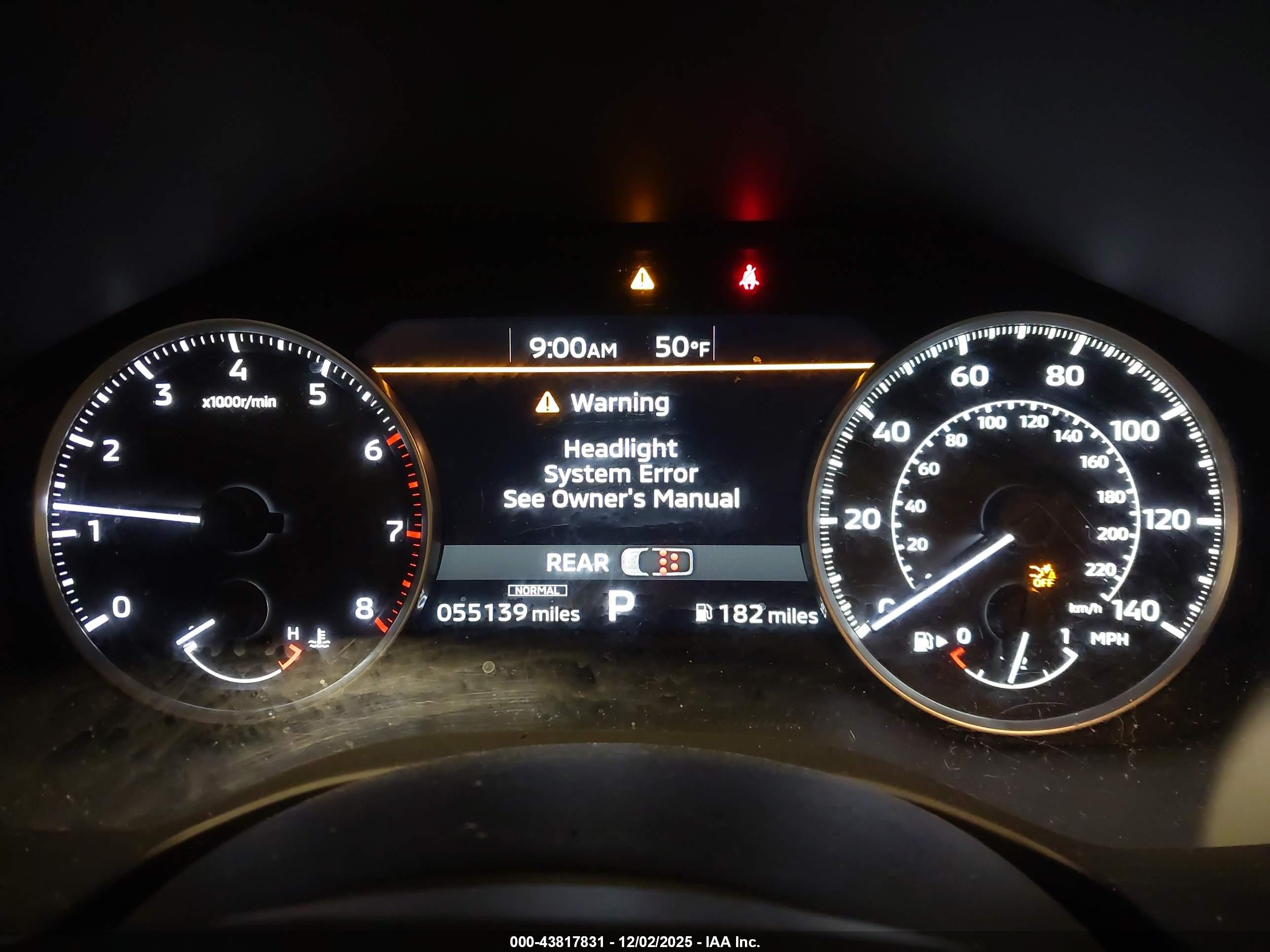 MITSUBISHI OUTLANDER image 7
