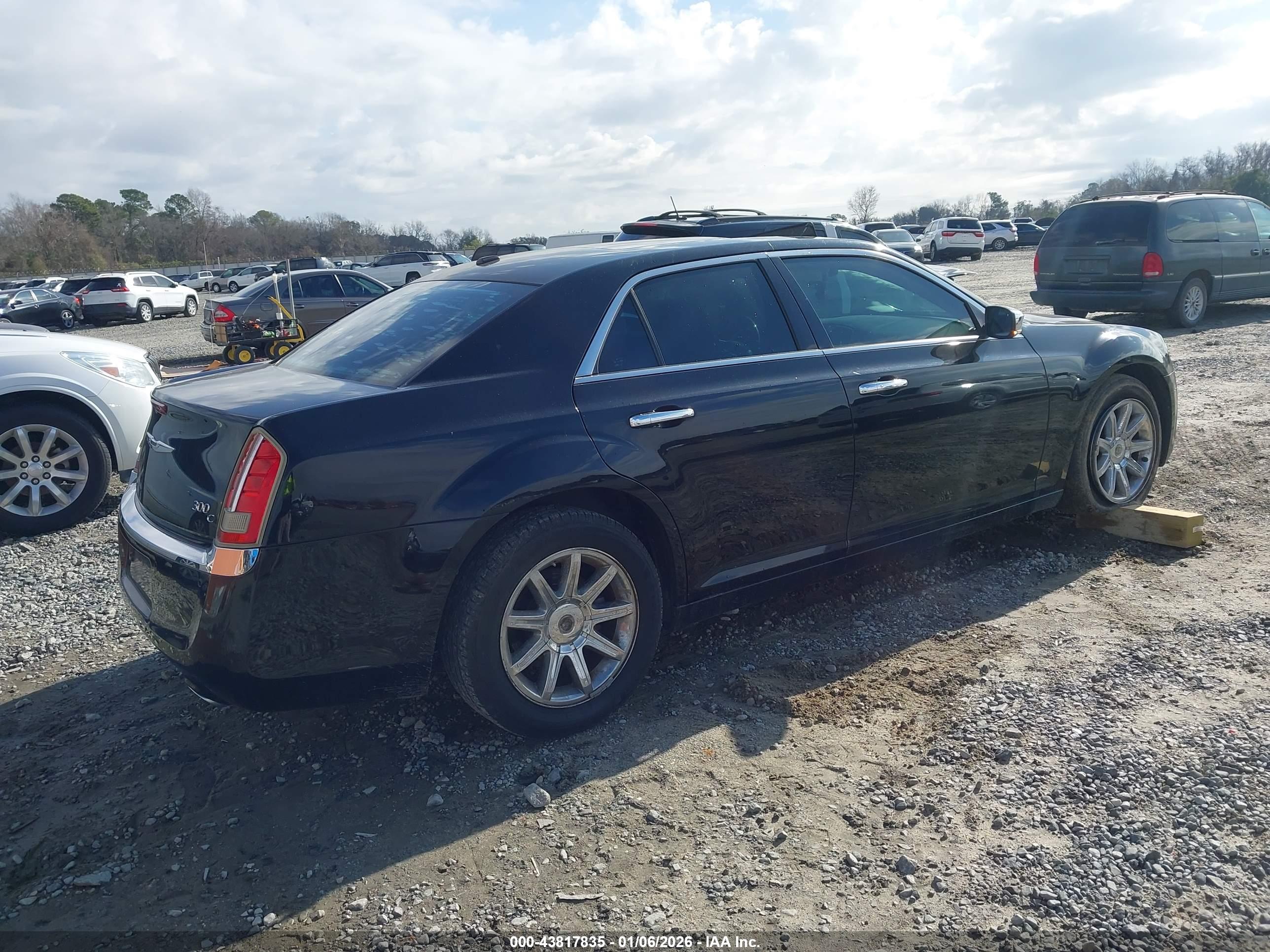 CHRYSLER 300C image 4