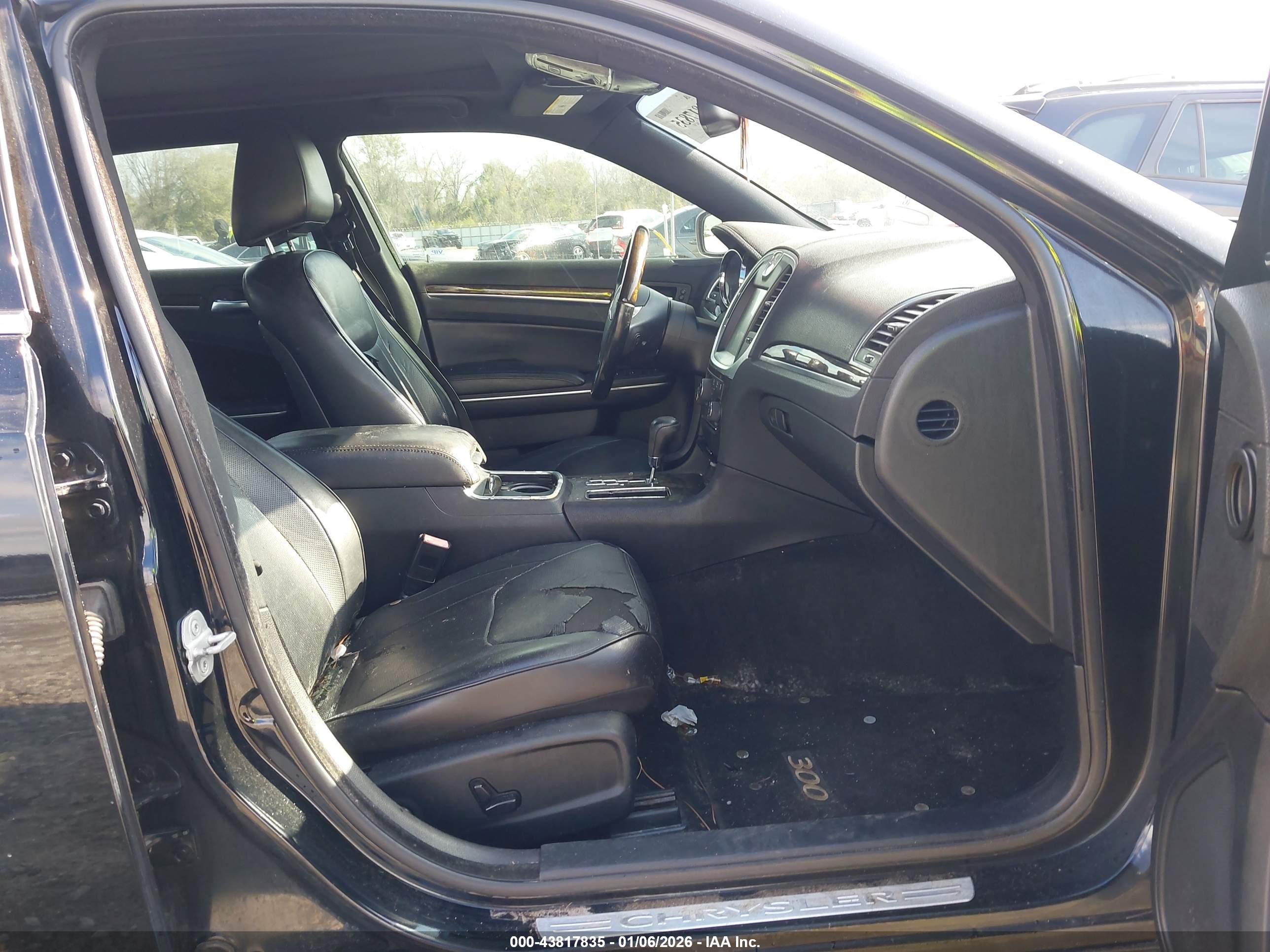 CHRYSLER 300C image 5