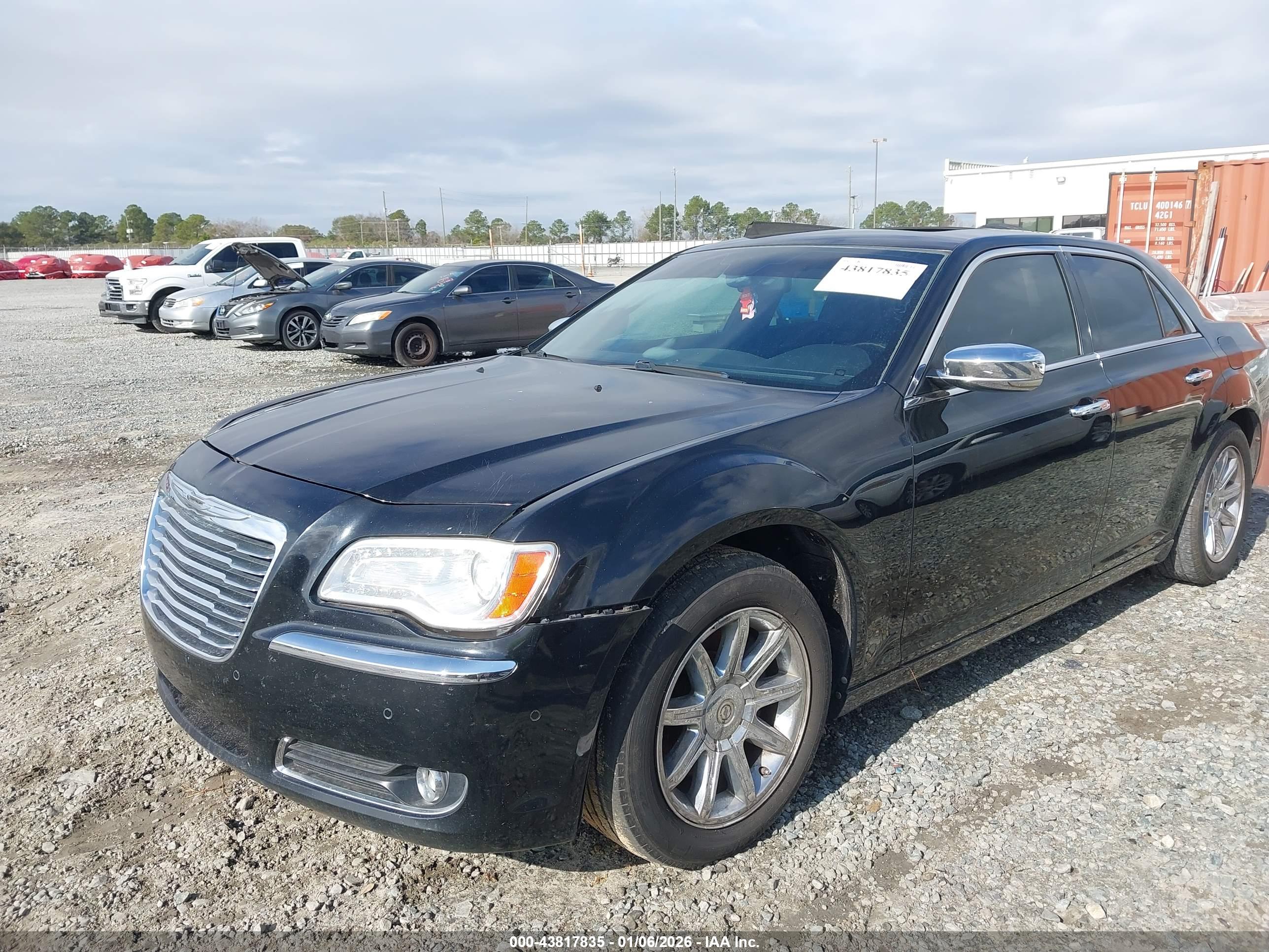 CHRYSLER 300C image 6