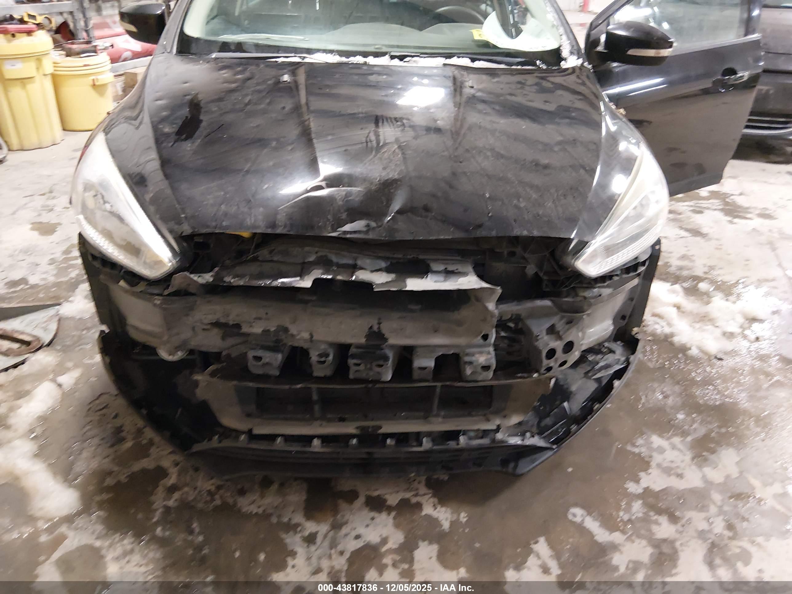 FORD FOCUS image 6