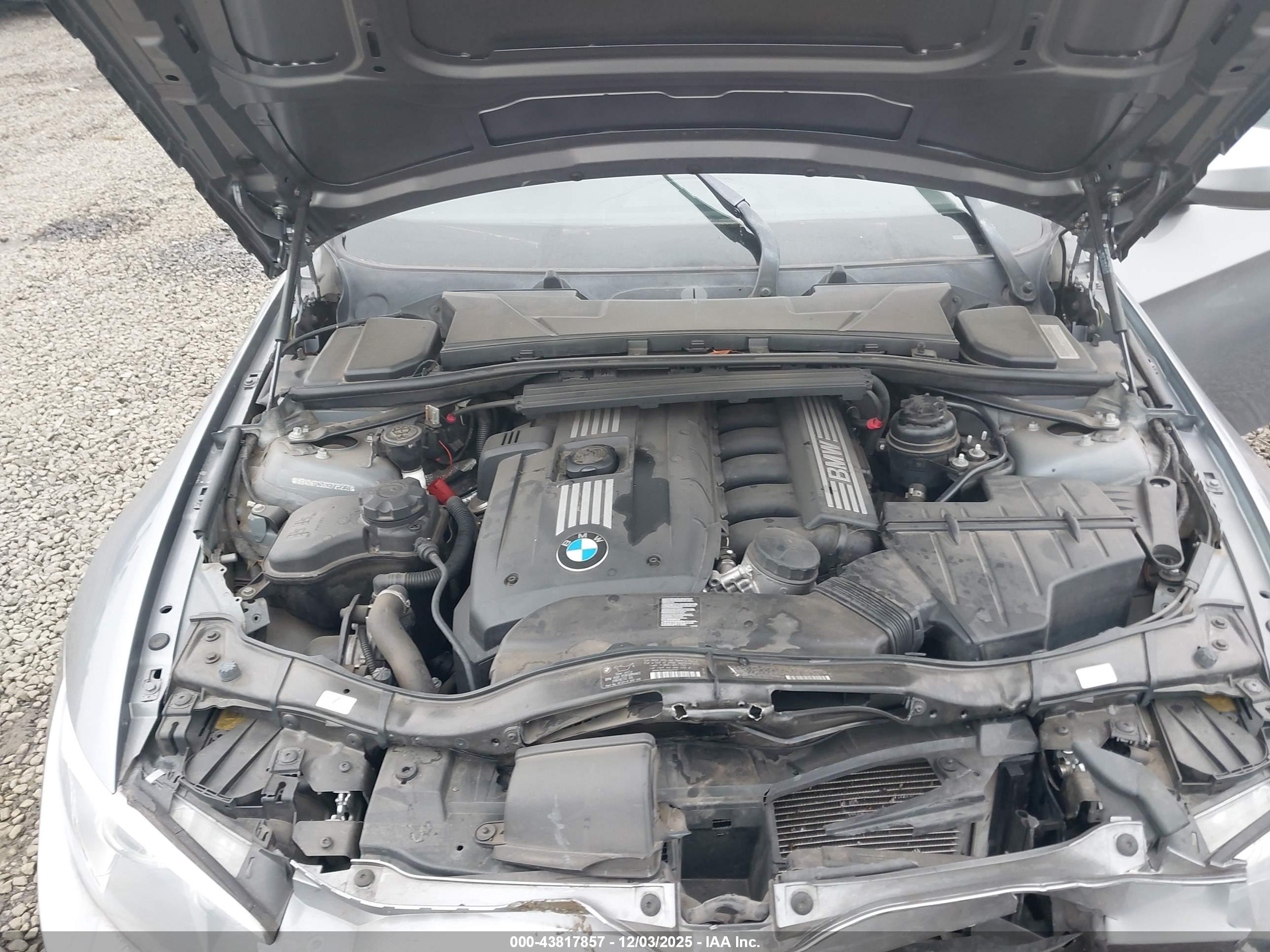 BMW 328I image 10
