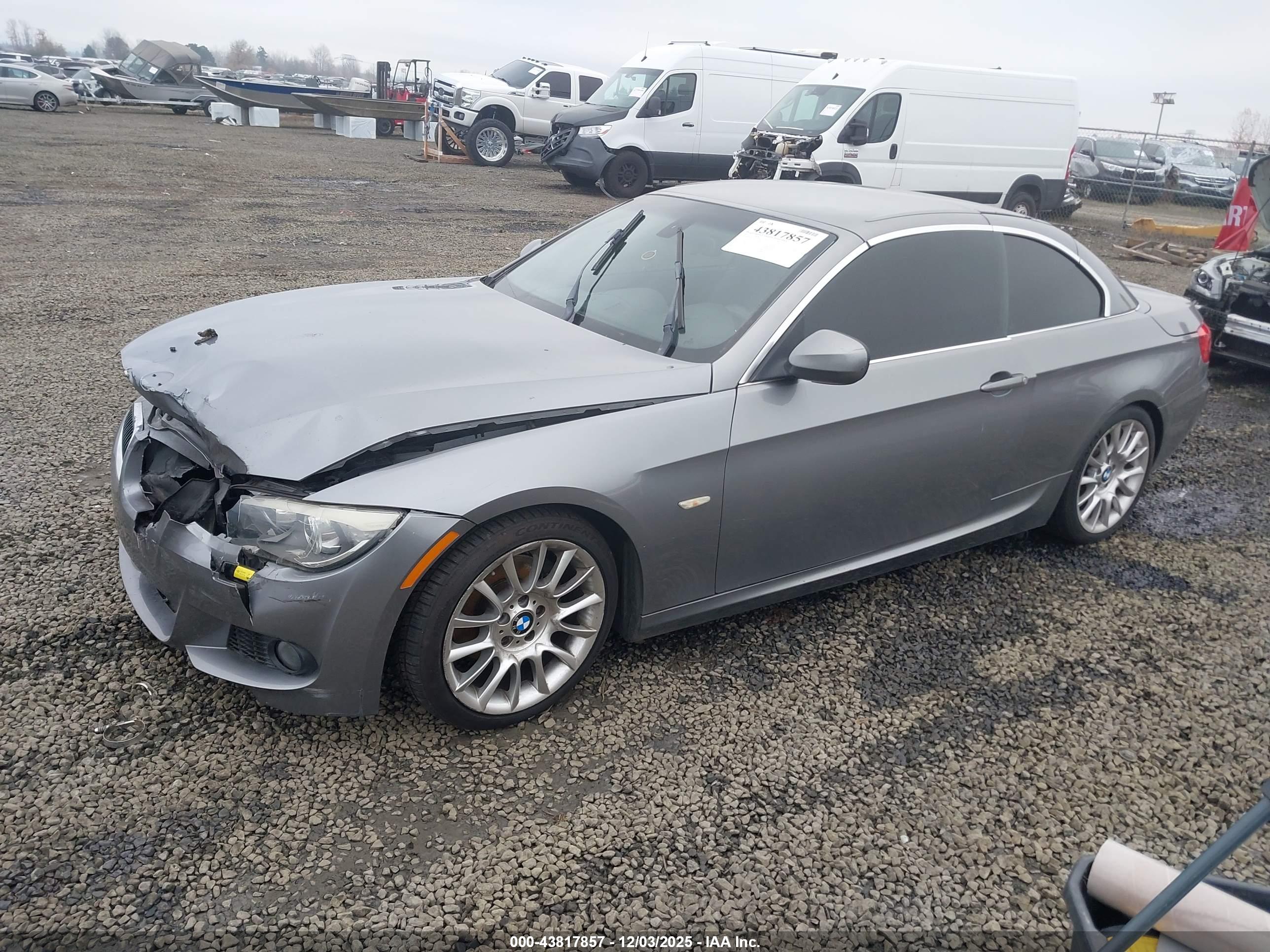BMW 328I image 2