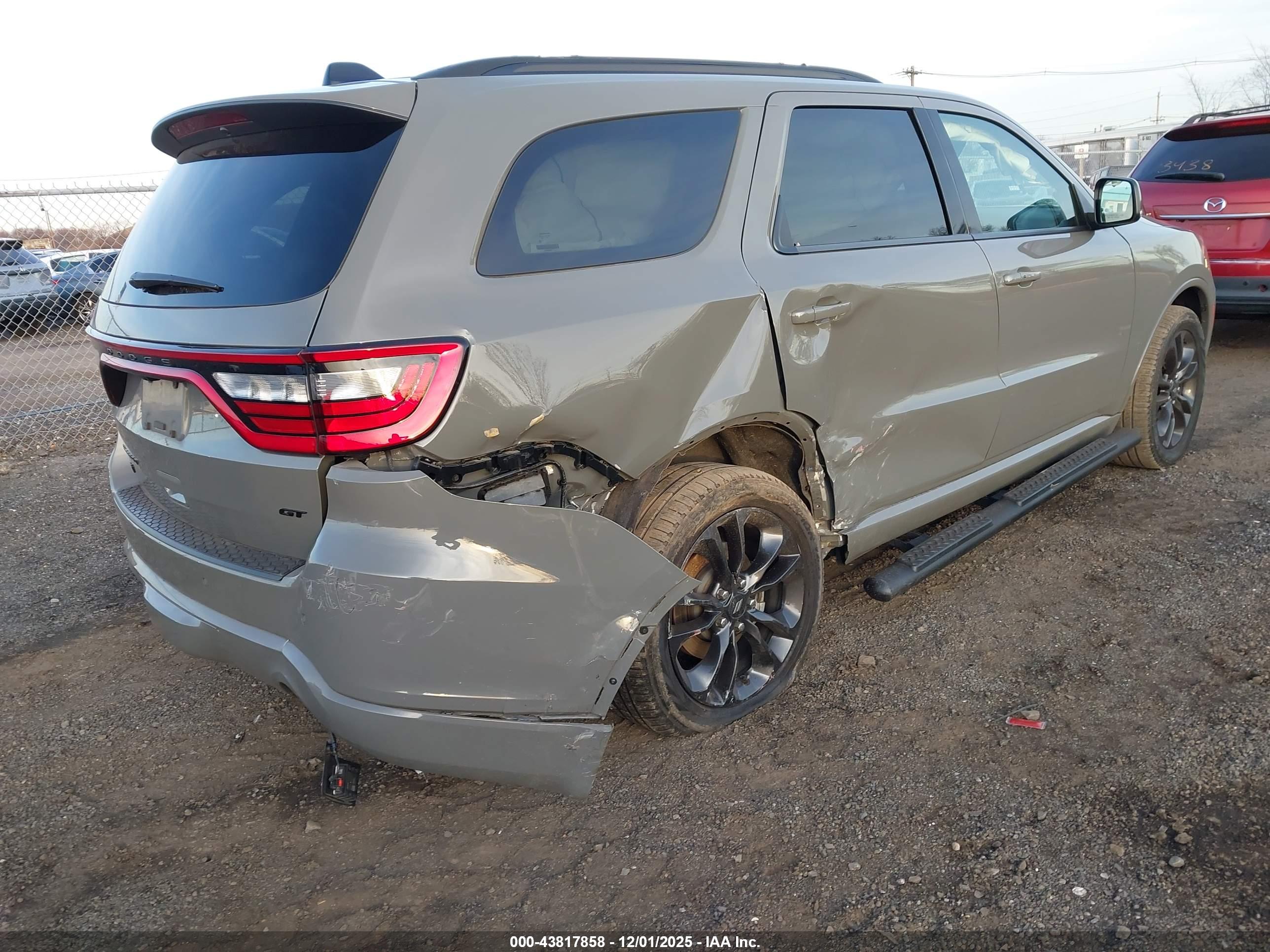 DODGE DURANGO image 4