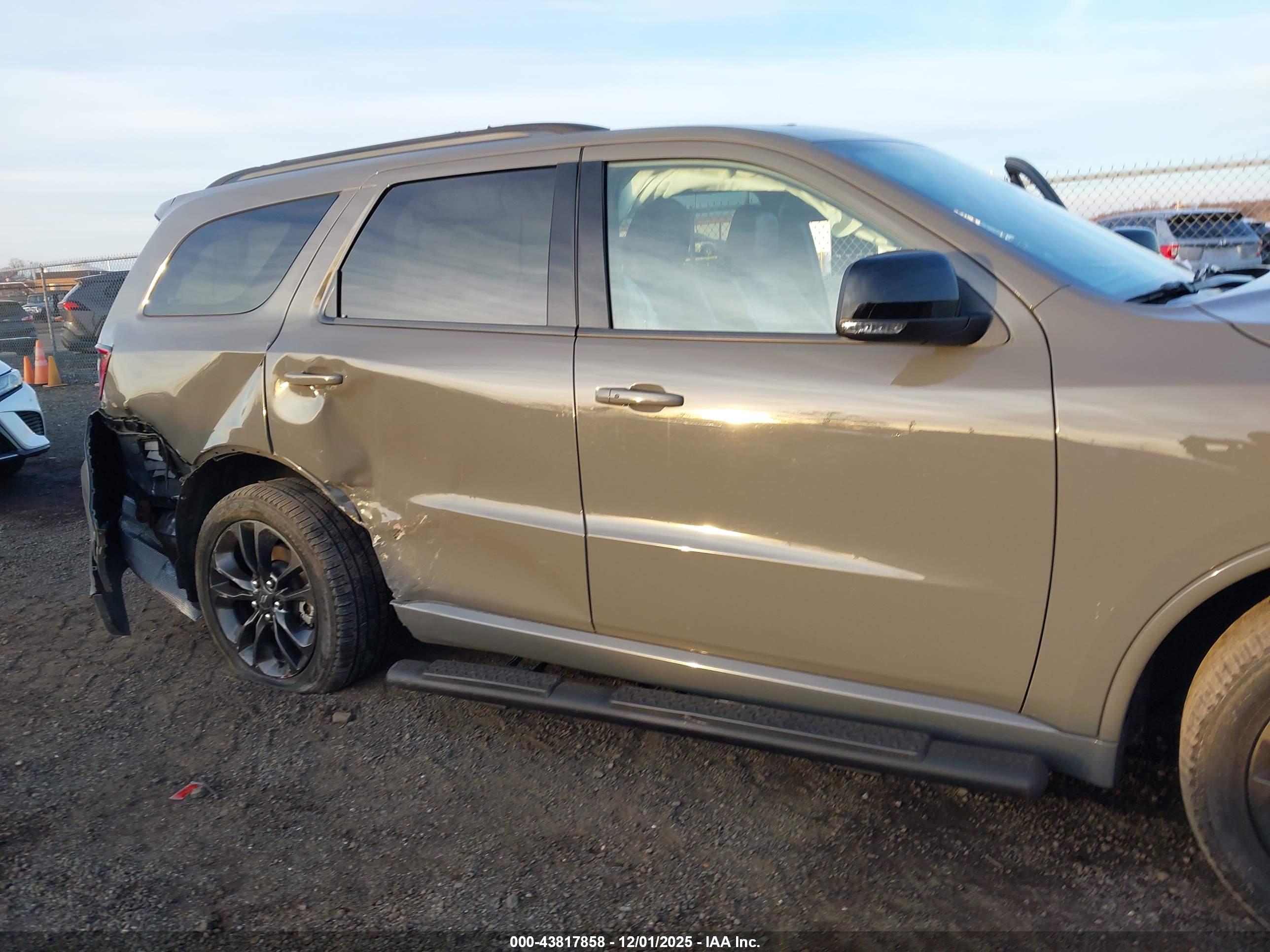 DODGE DURANGO image 6