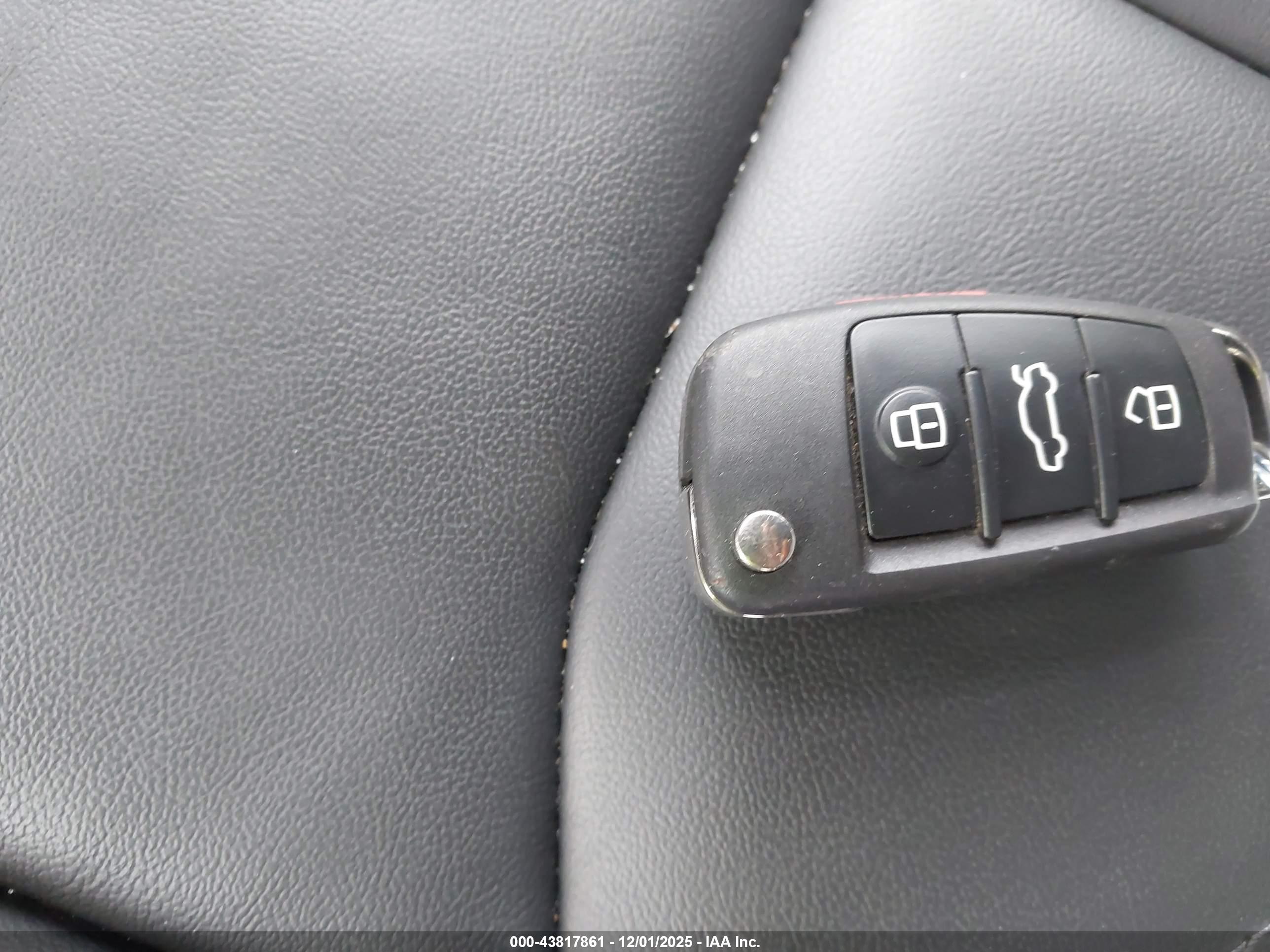 AUDI Q3 image 11
