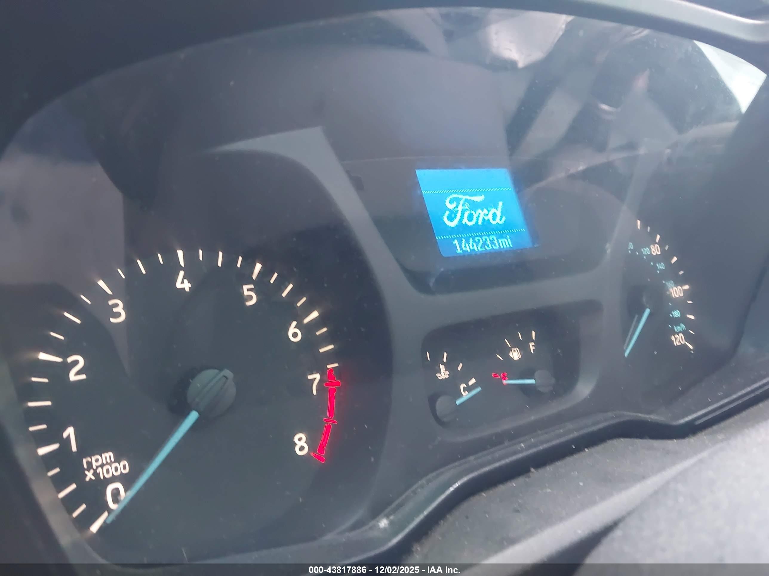 FORD TRANSIT-250 image 7