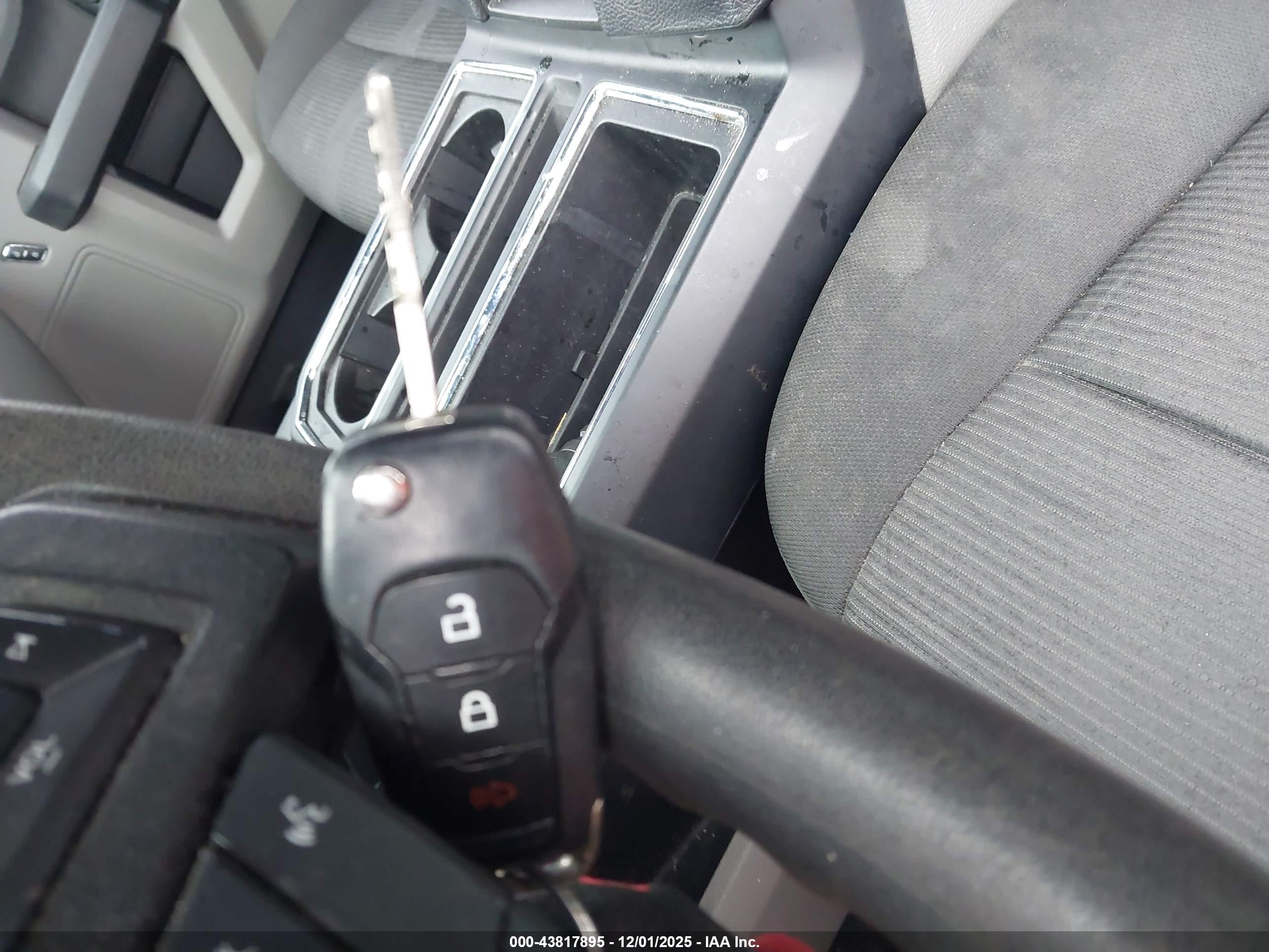 FORD F-150 image 11