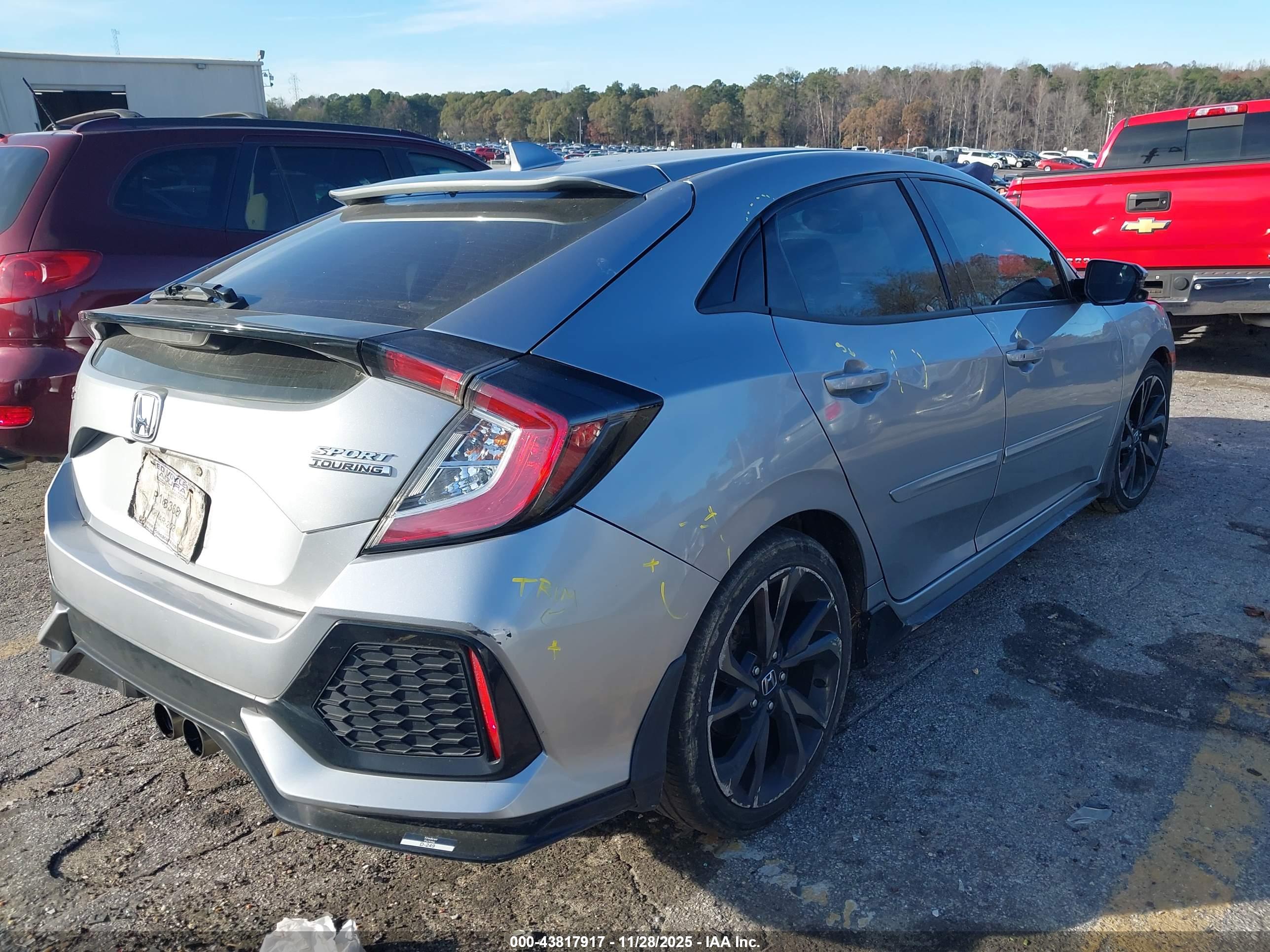HONDA CIVIC image 4