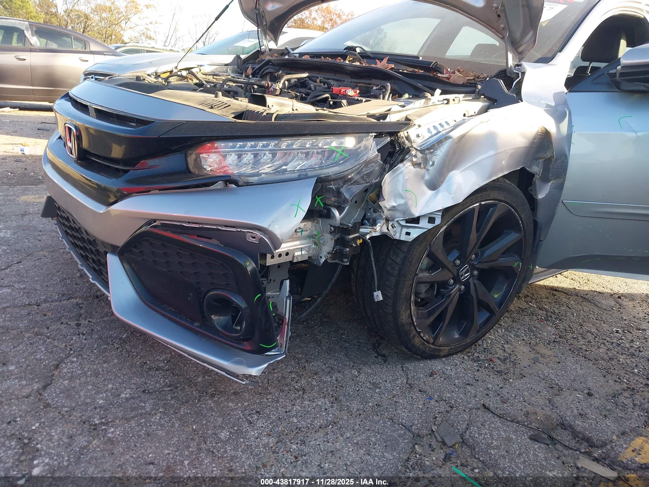 HONDA CIVIC image 6