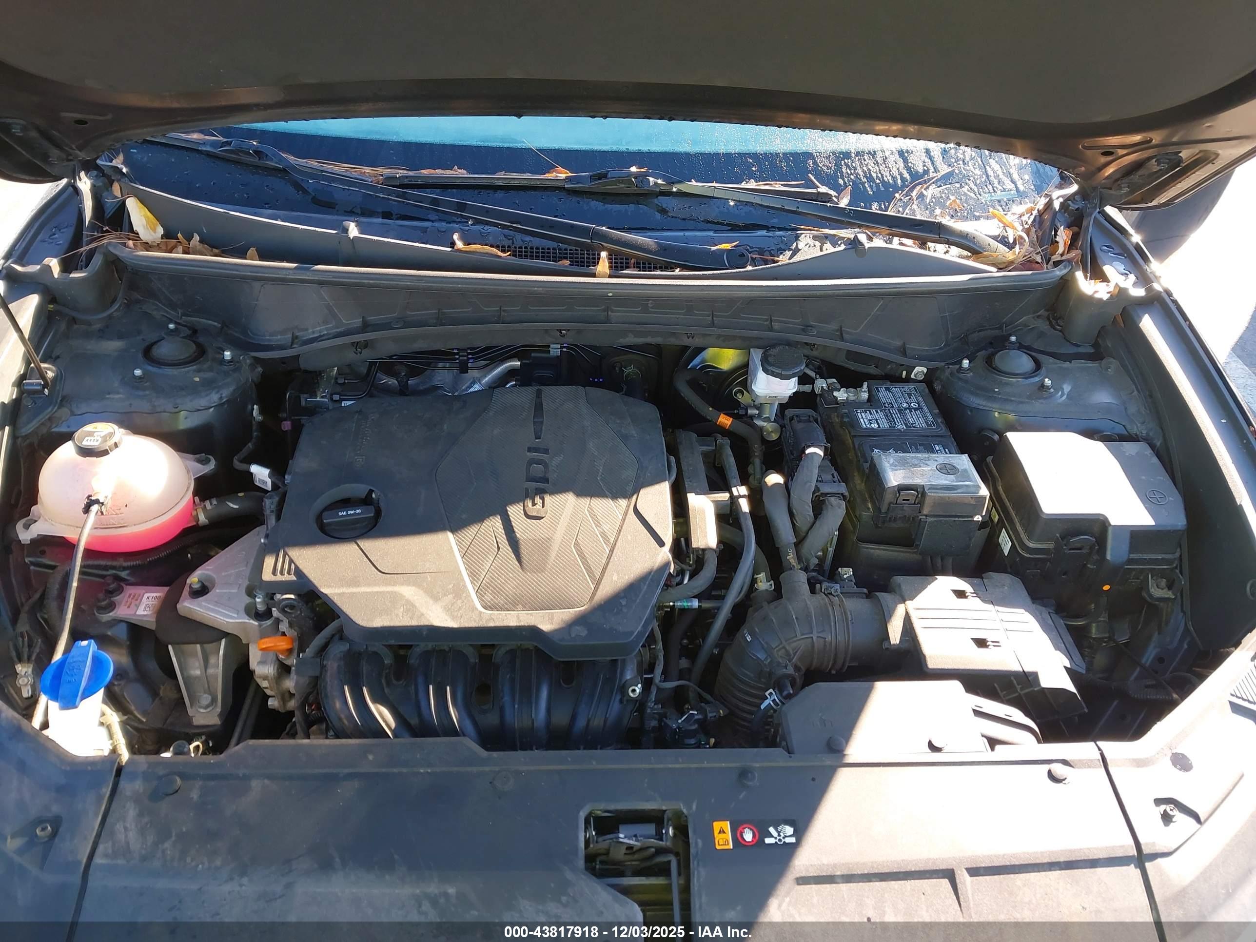 HYUNDAI TUCSON image 10