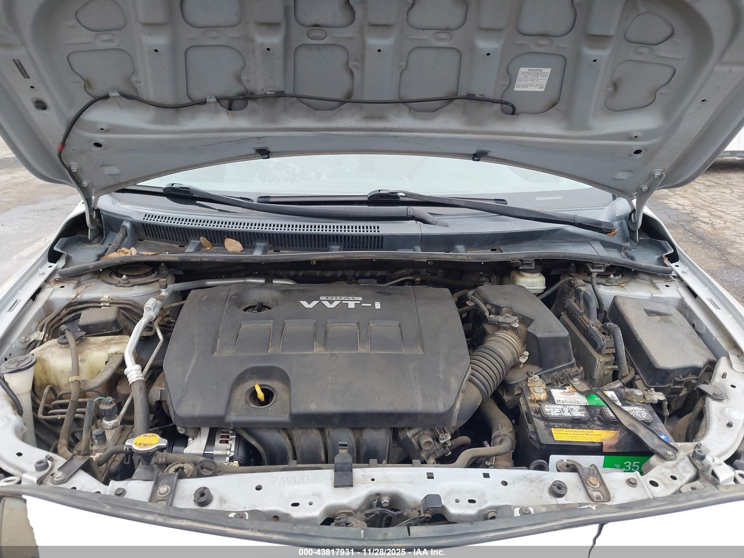 TOYOTA COROLLA image 10