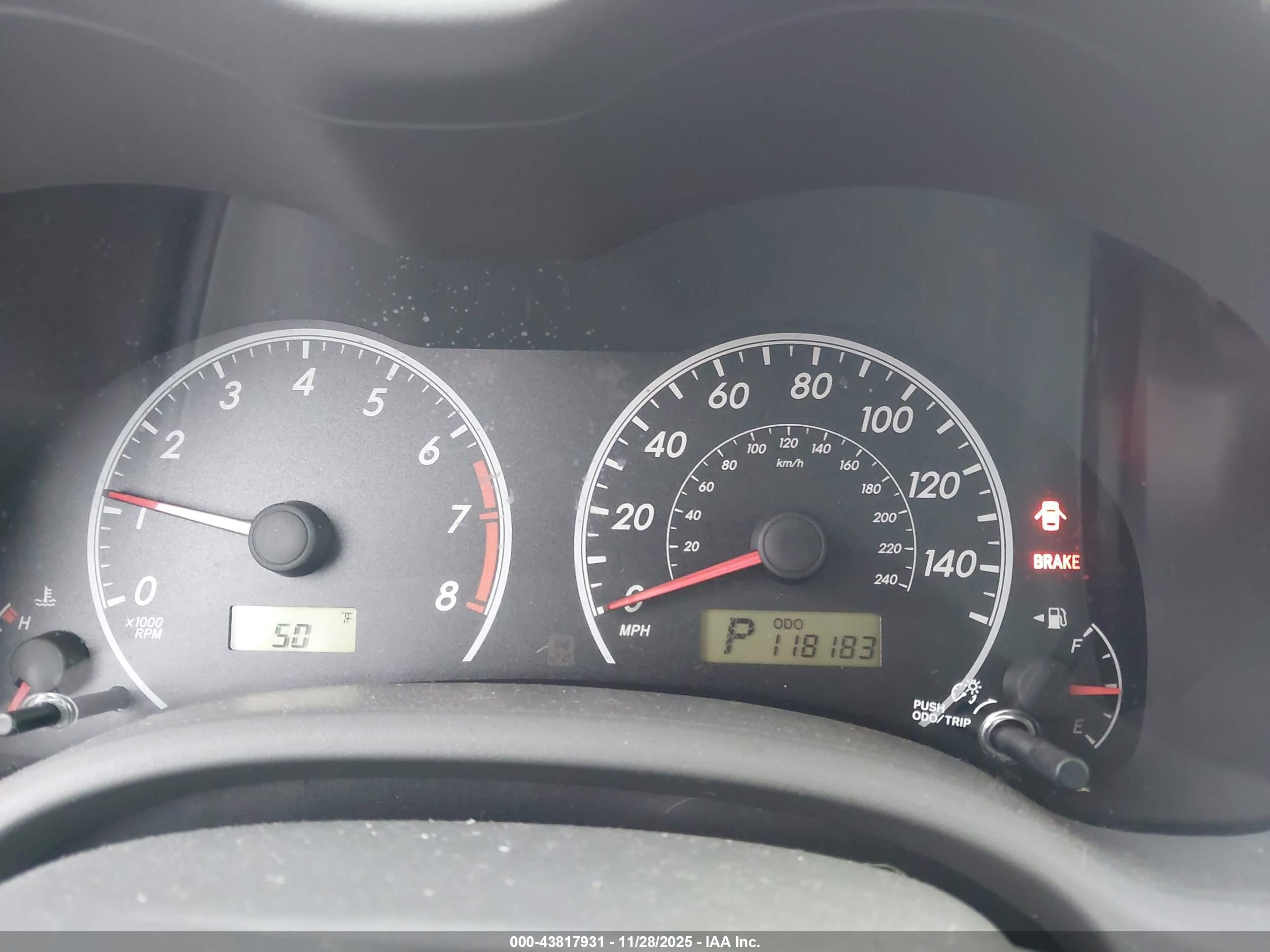 TOYOTA COROLLA image 7