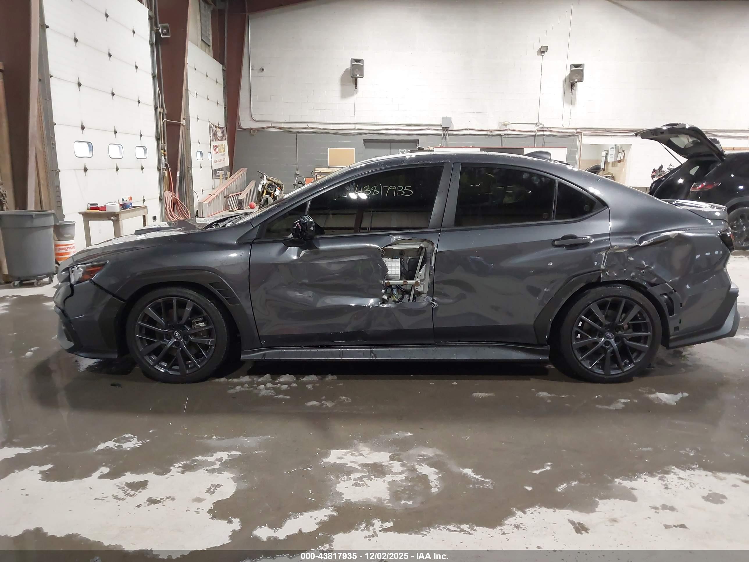 SUBARU WRX image 6