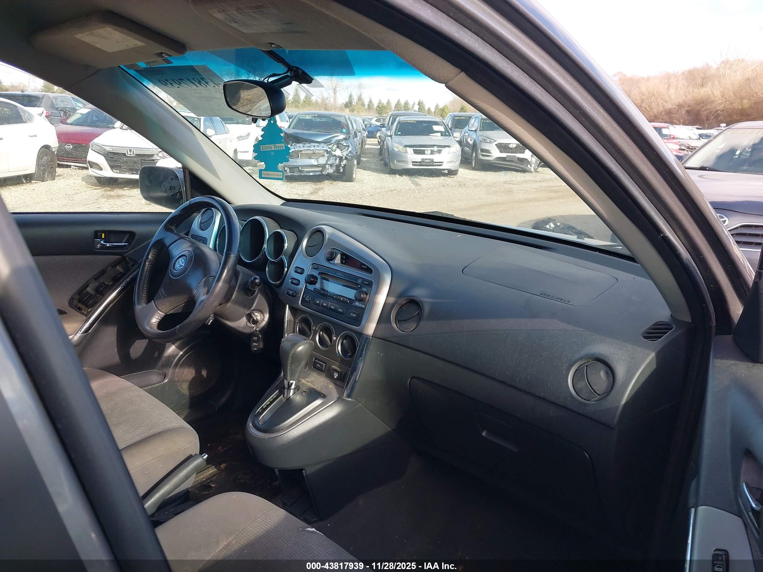 TOYOTA MATRIX image 5