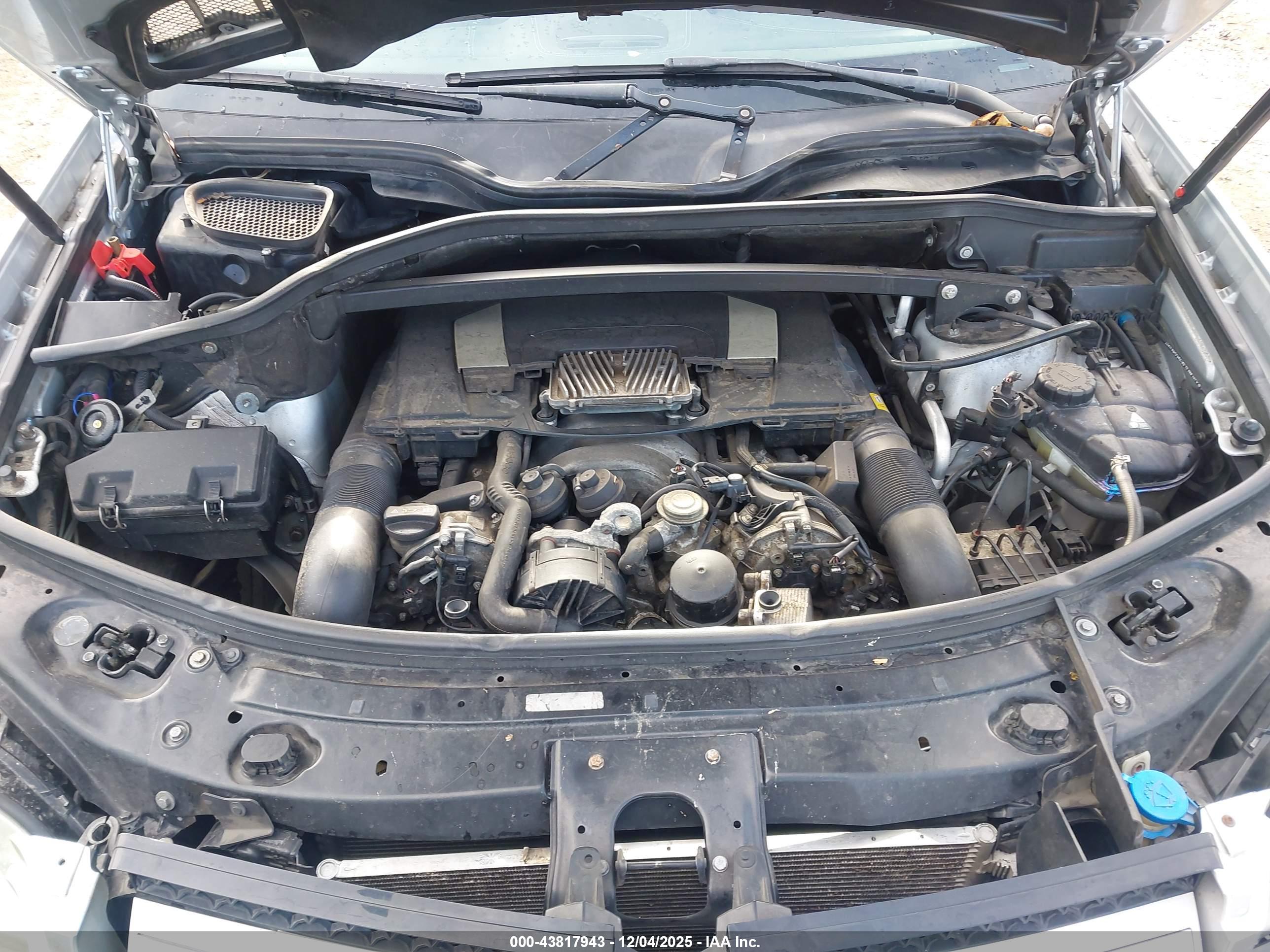 MERCEDES-BENZ GL image 10