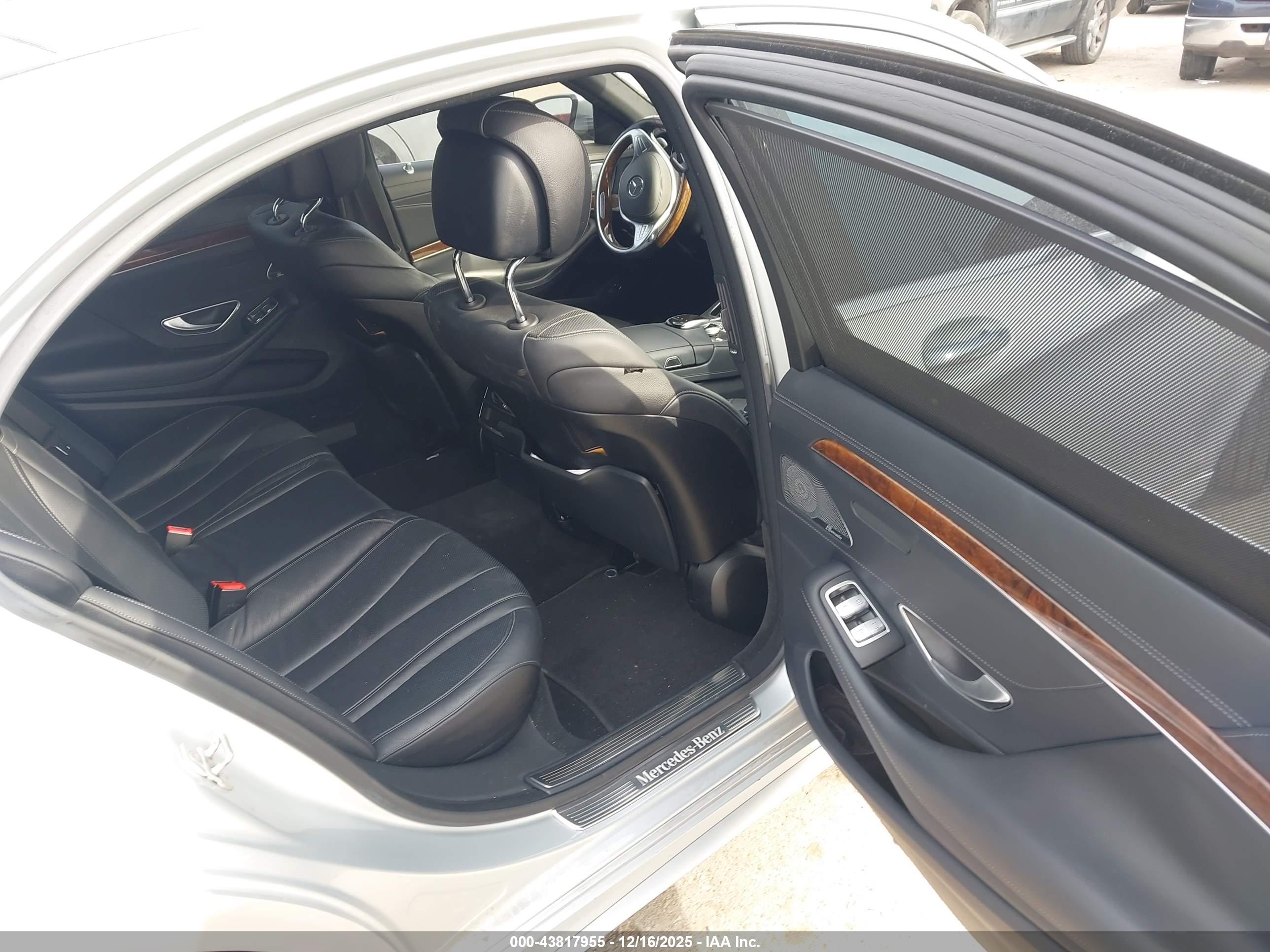 MERCEDES-BENZ S image 8