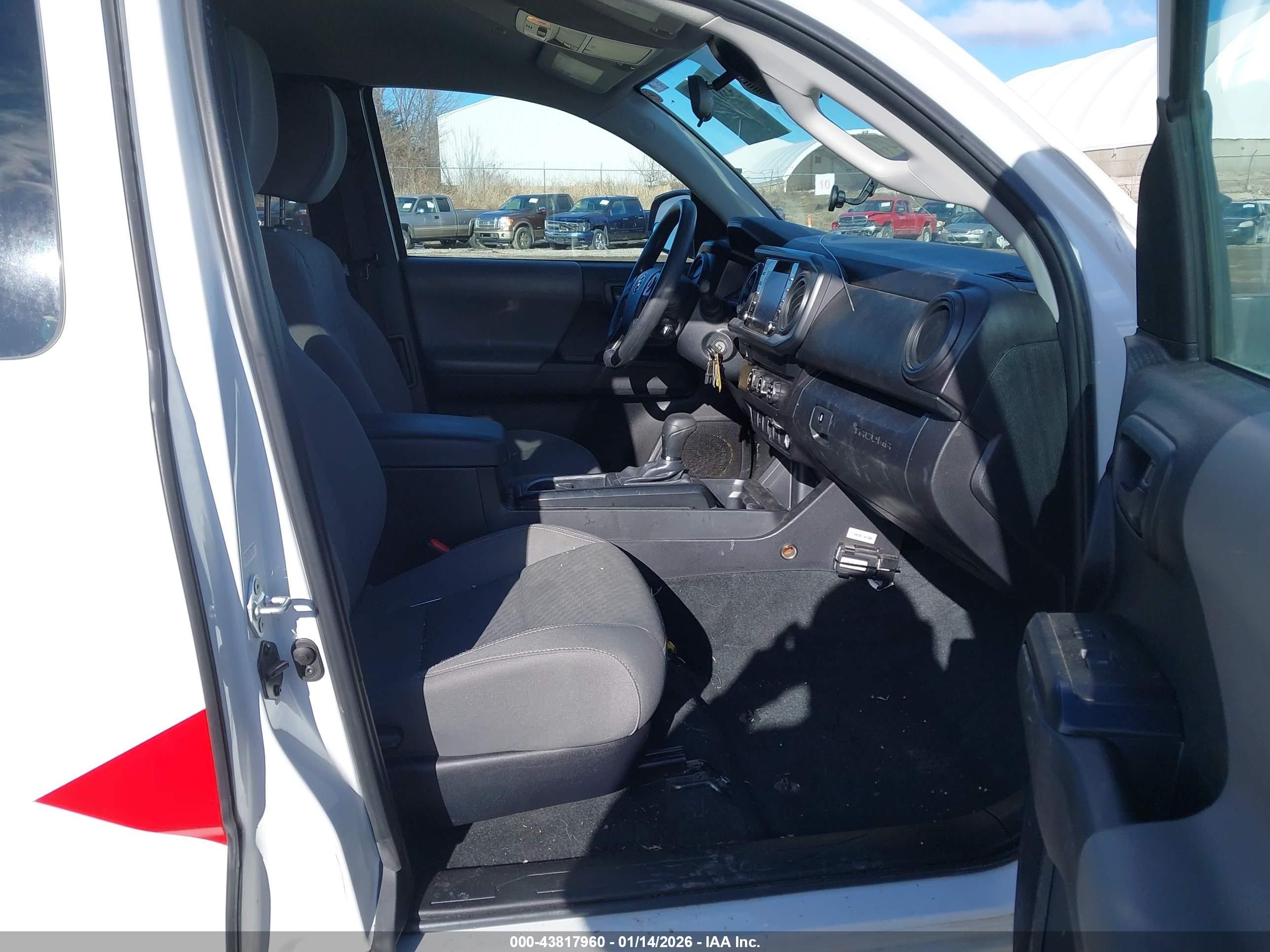 TOYOTA TACOMA image 5