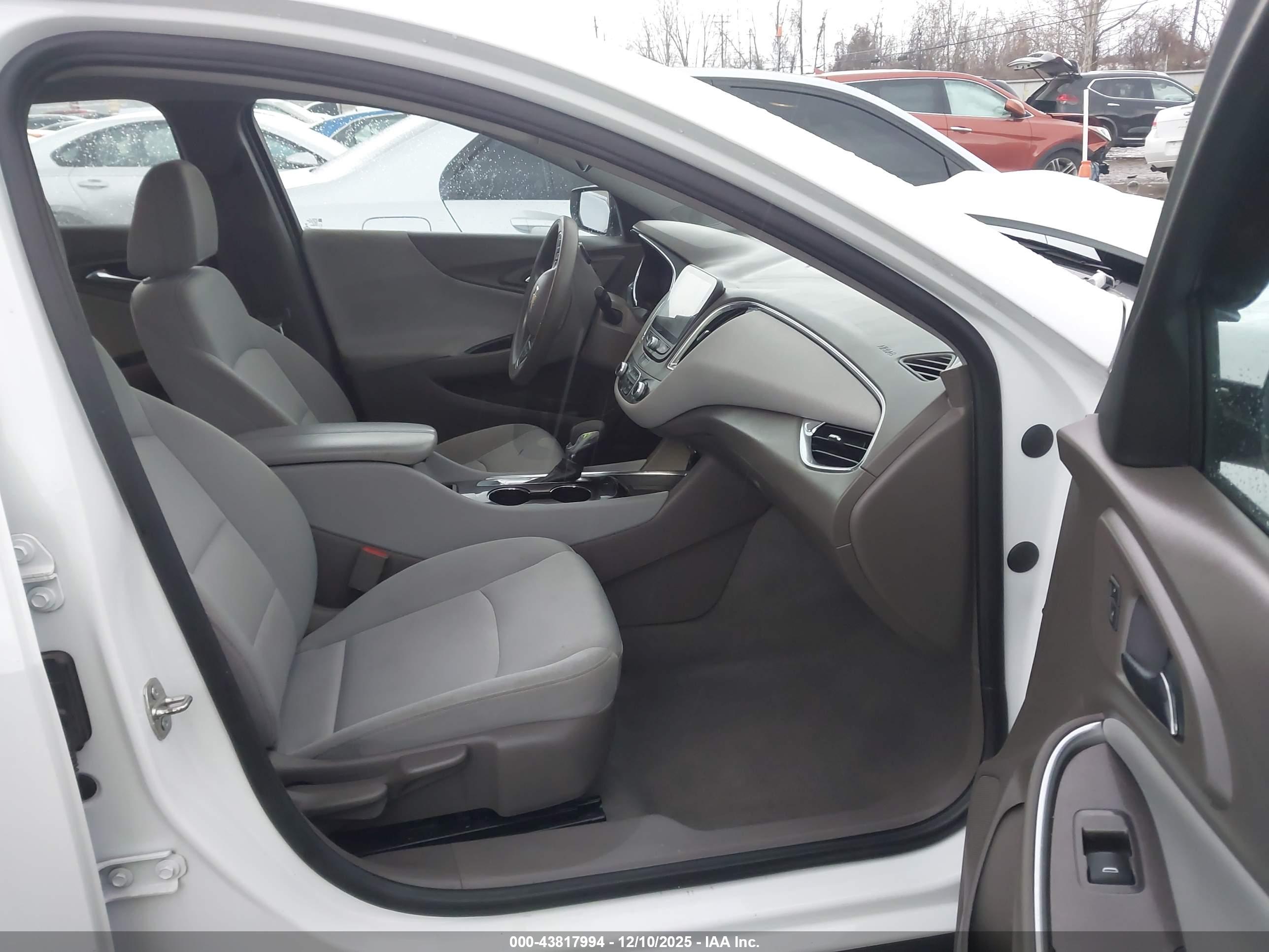 CHEVROLET MALIBU image 5