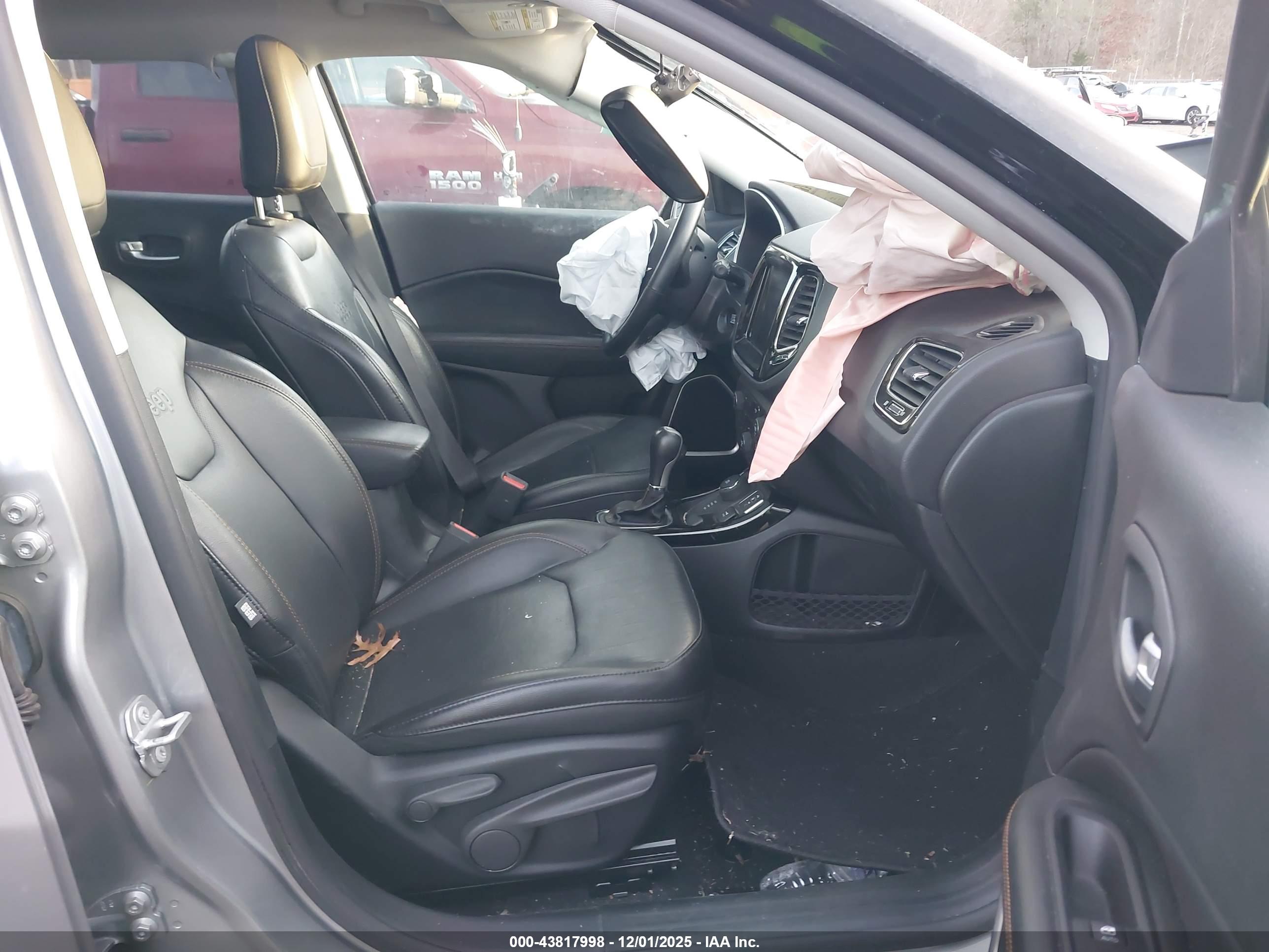 JEEP COMPASS image 5
