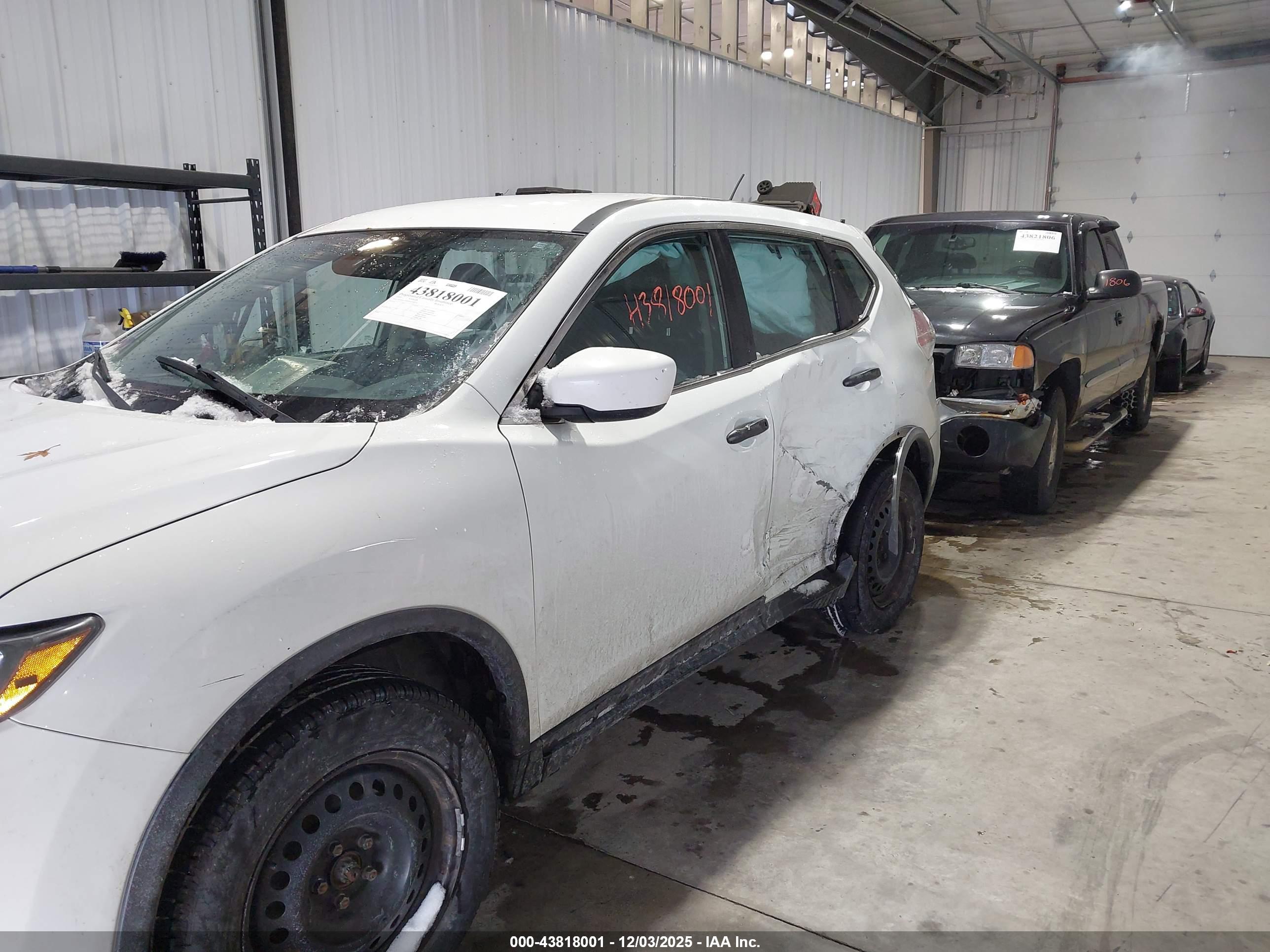 NISSAN ROGUE image 6