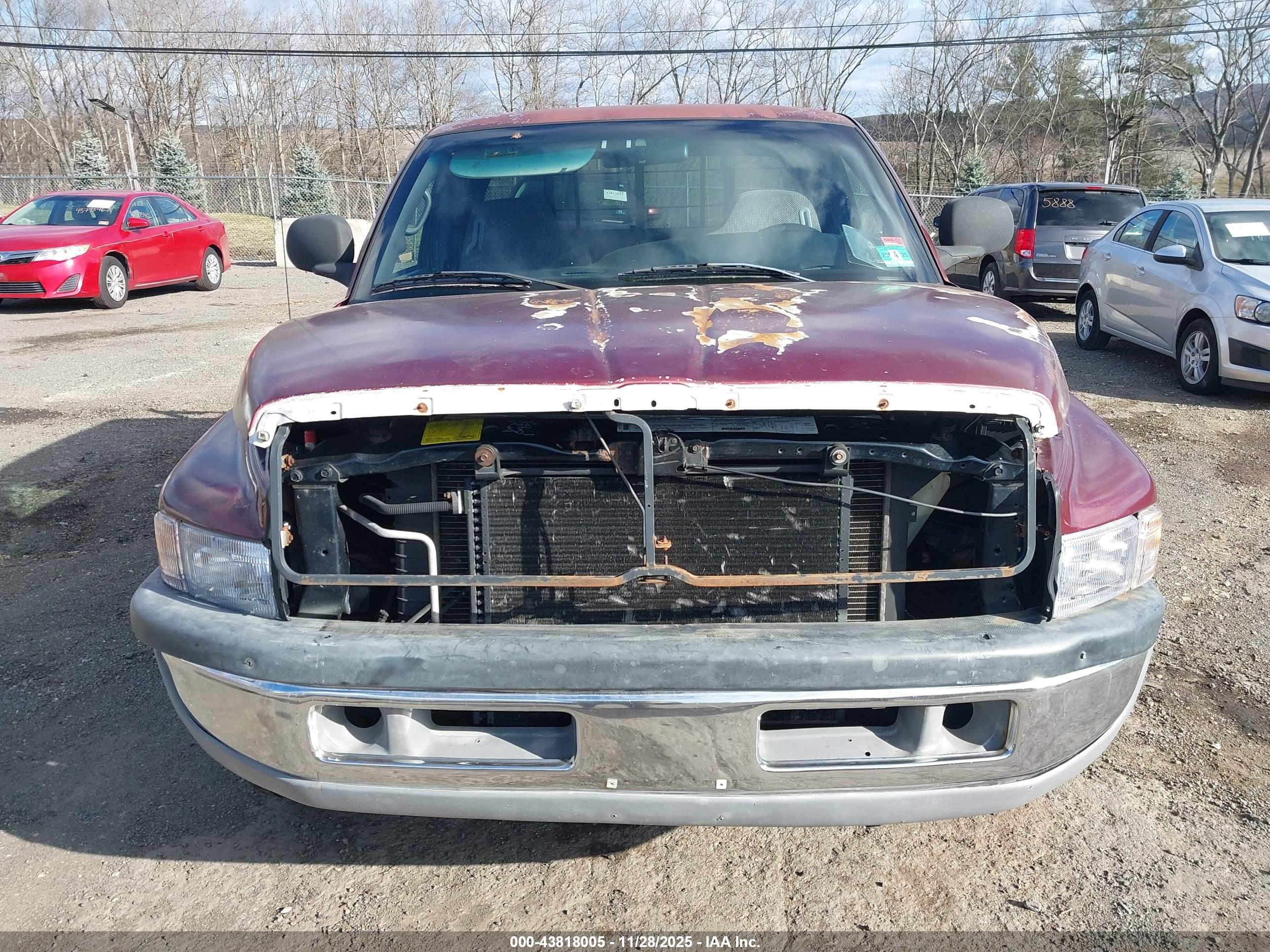 DODGE RAM image 6