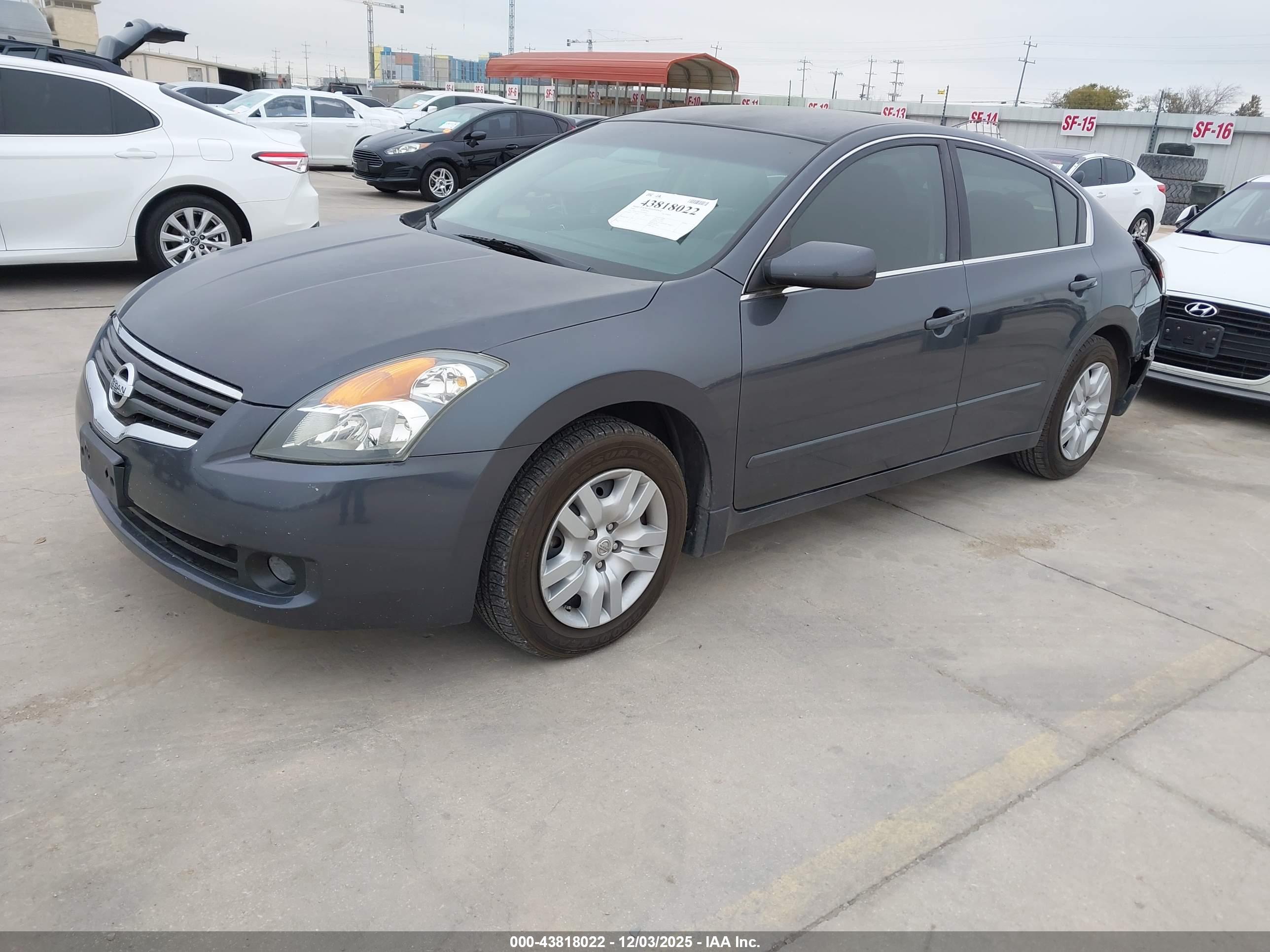 NISSAN ALTIMA image 2