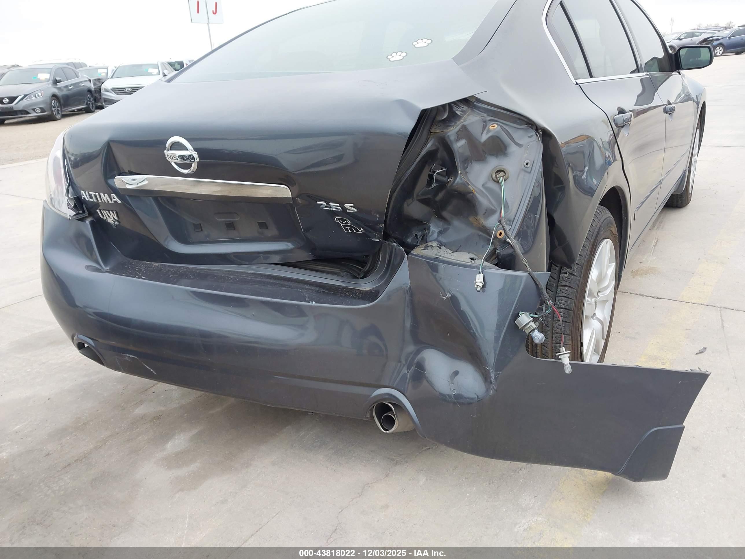 NISSAN ALTIMA image 6
