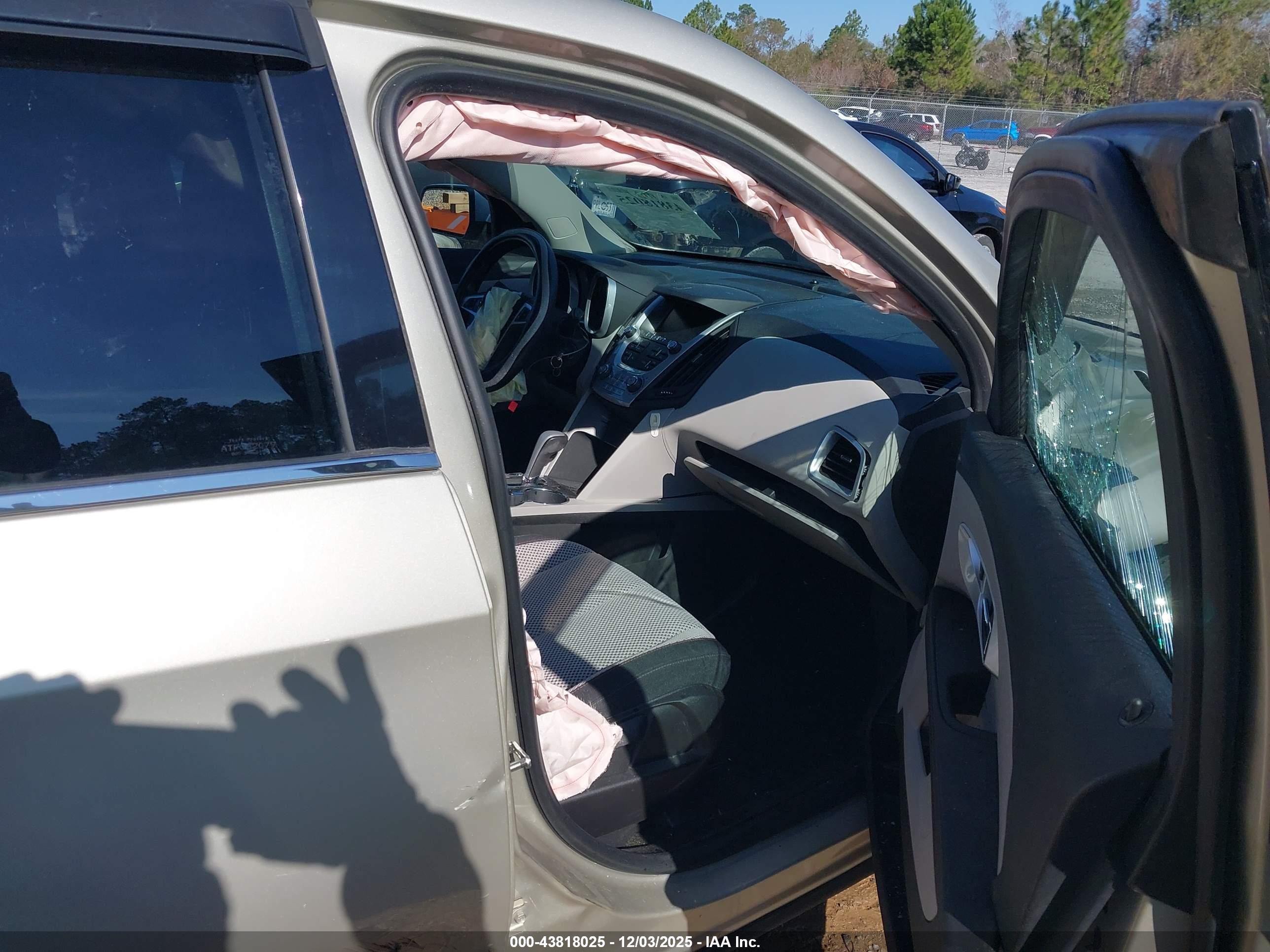 CHEVROLET EQUINOX image 5