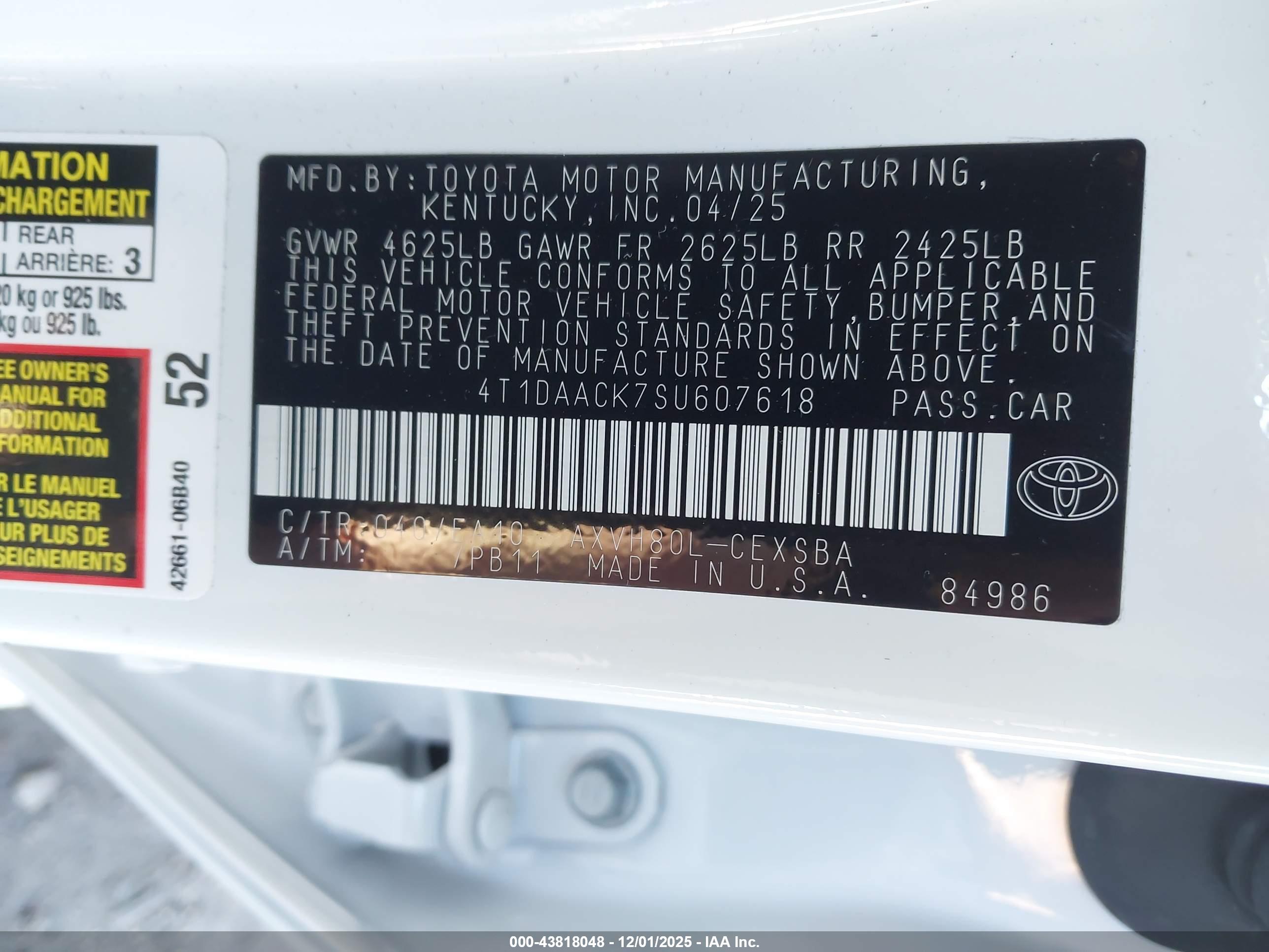 TOYOTA CAMRY image 9