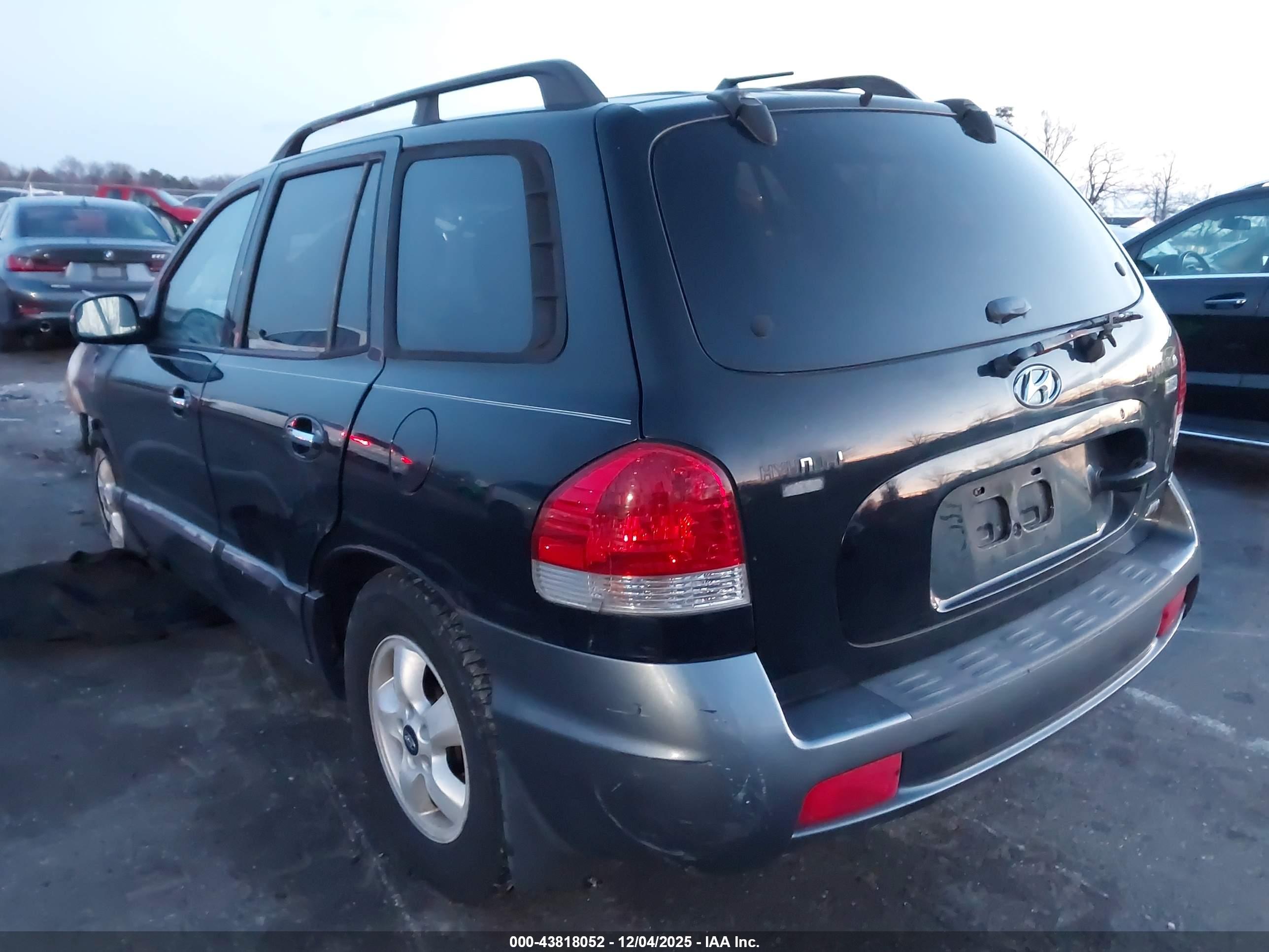 HYUNDAI SANTA image 3