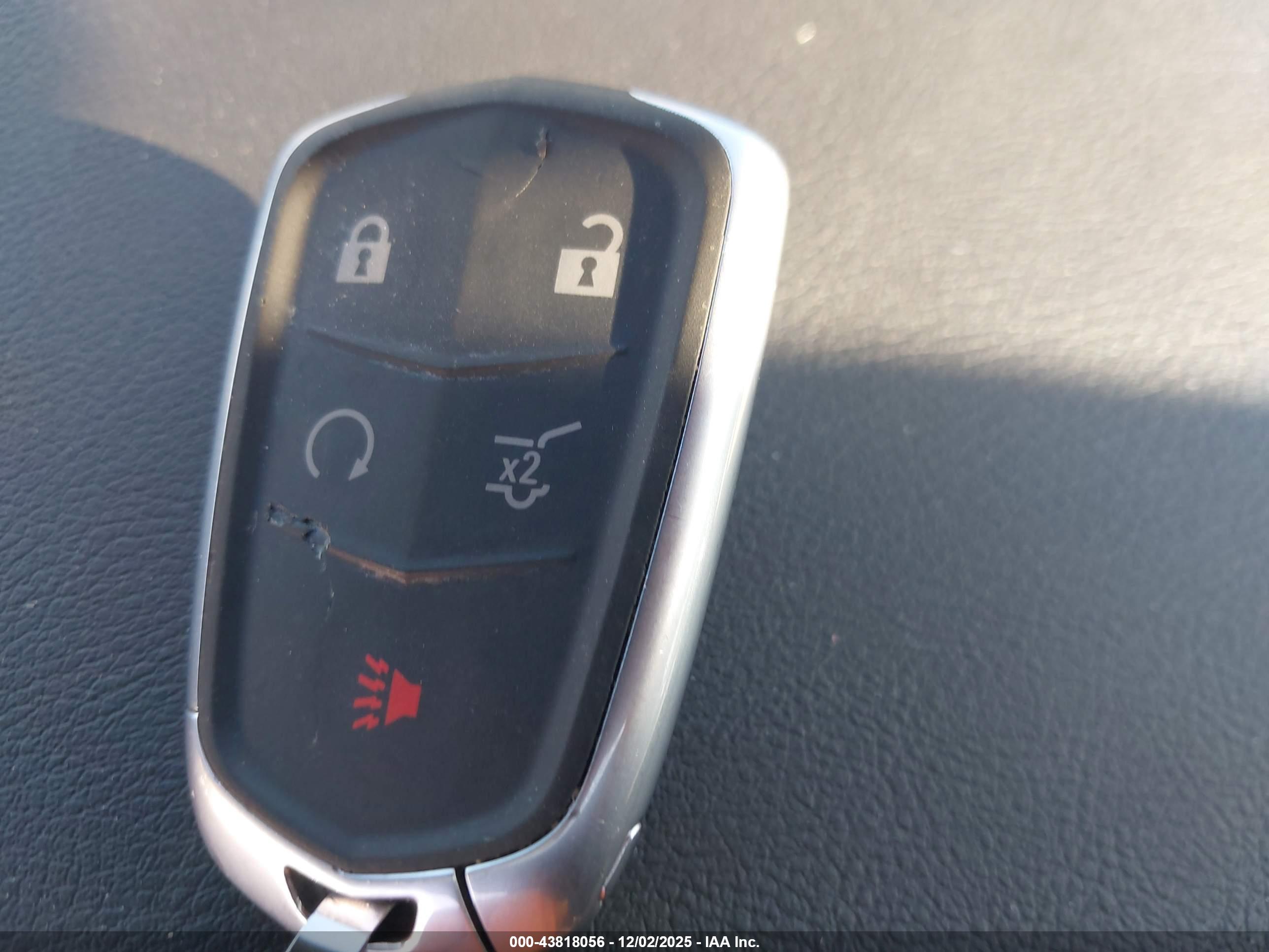 CADILLAC XT5 image 11