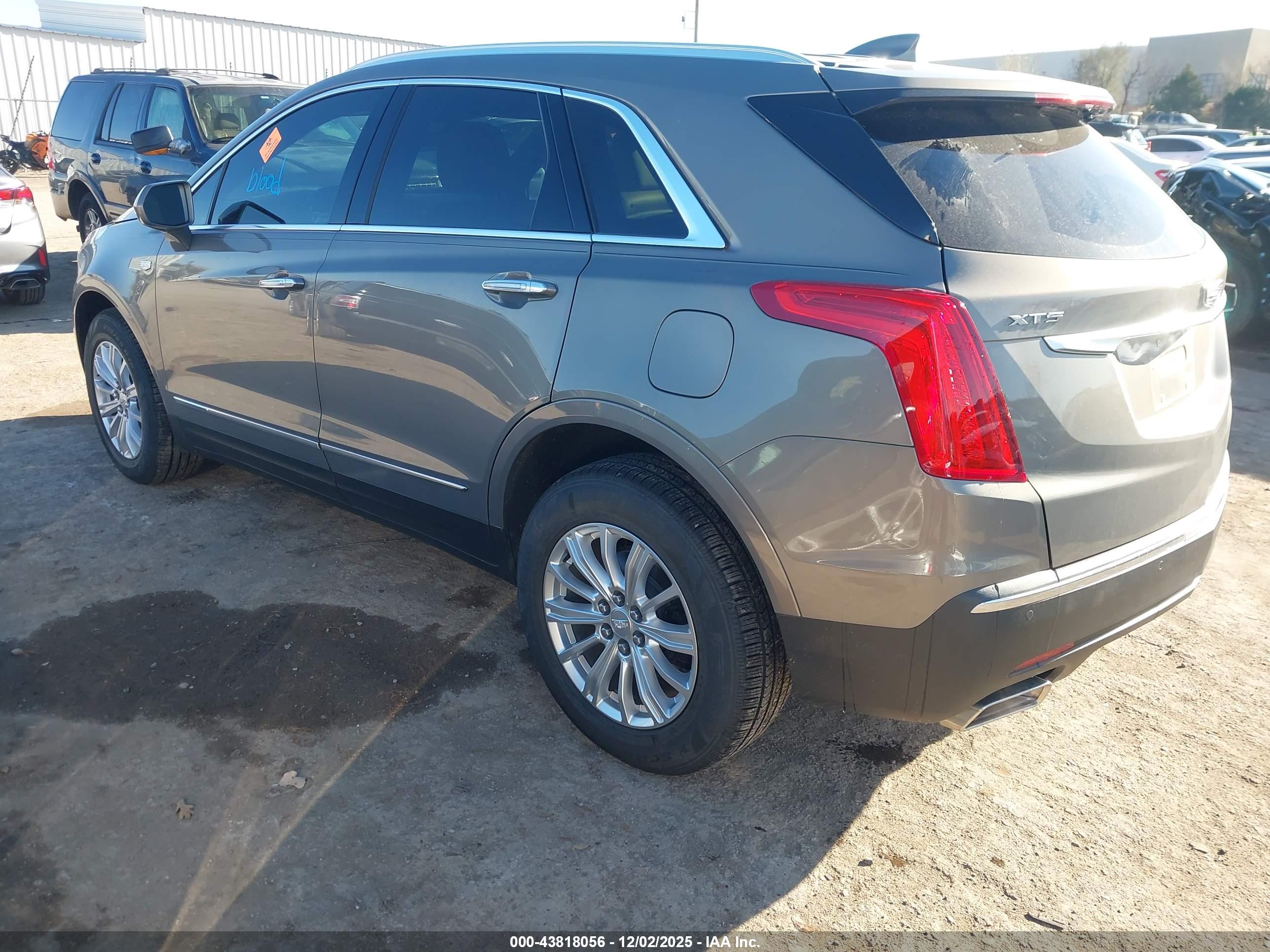 CADILLAC XT5 image 3