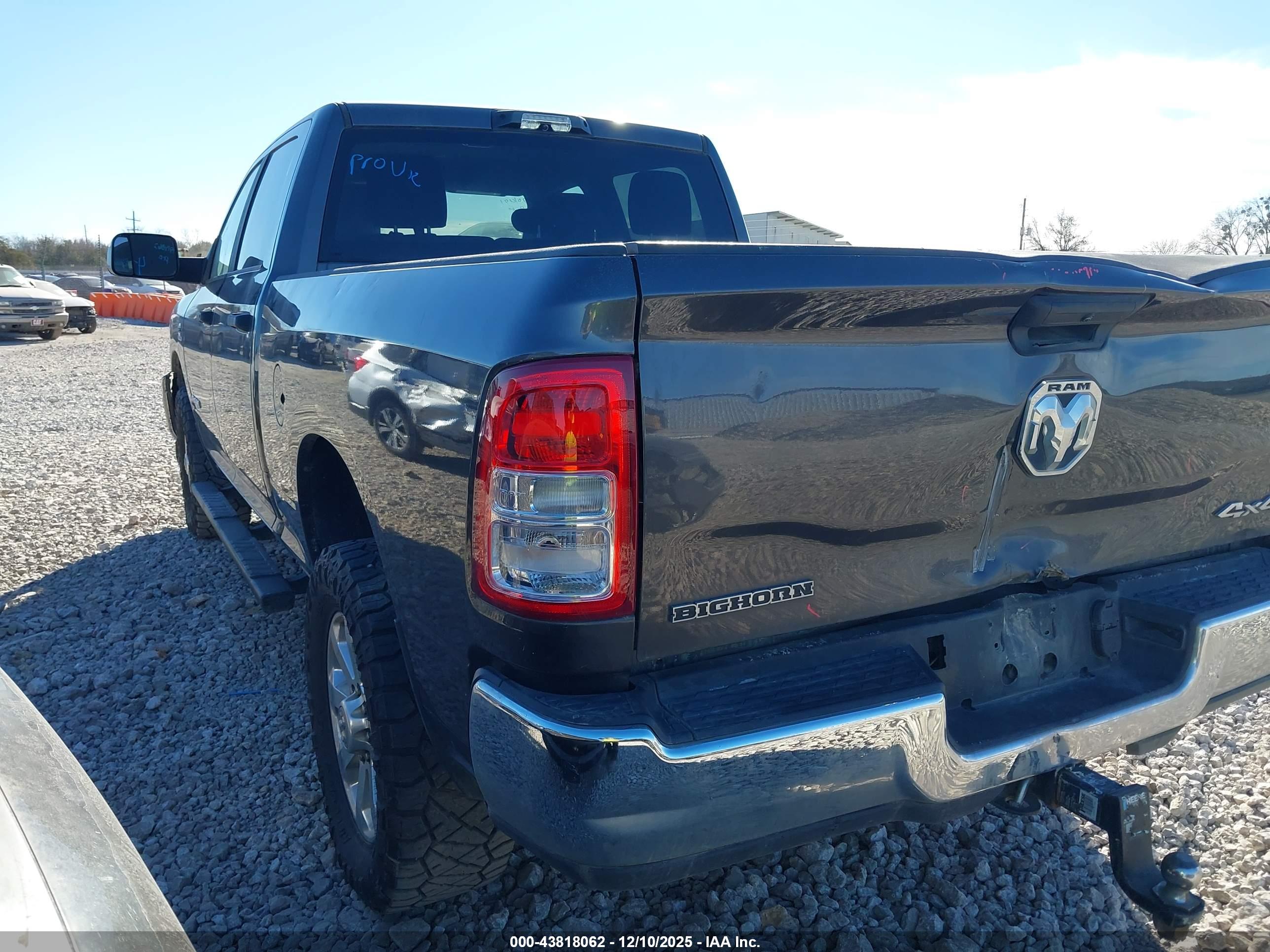 RAM 2500 image 3