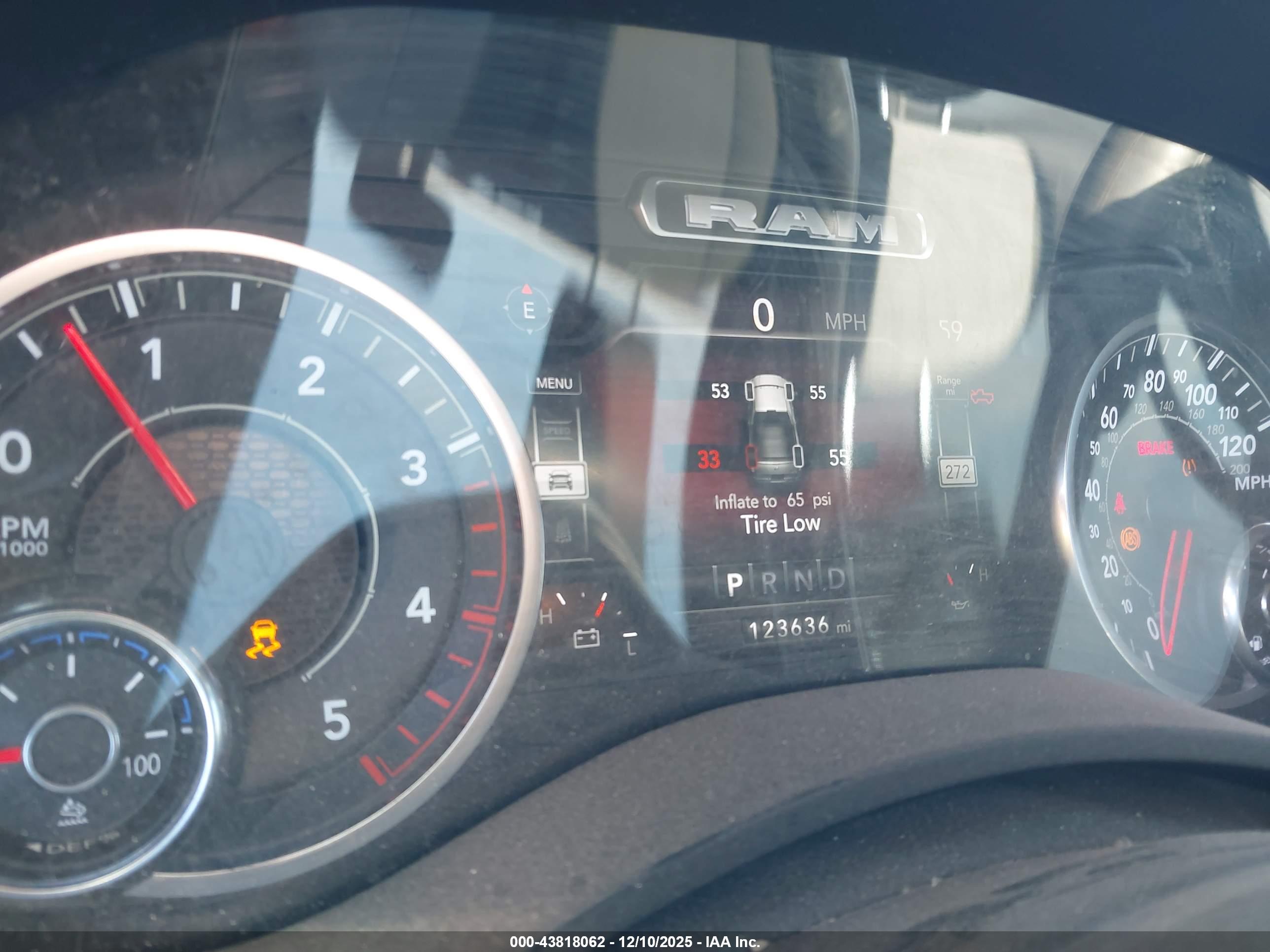 RAM 2500 image 7
