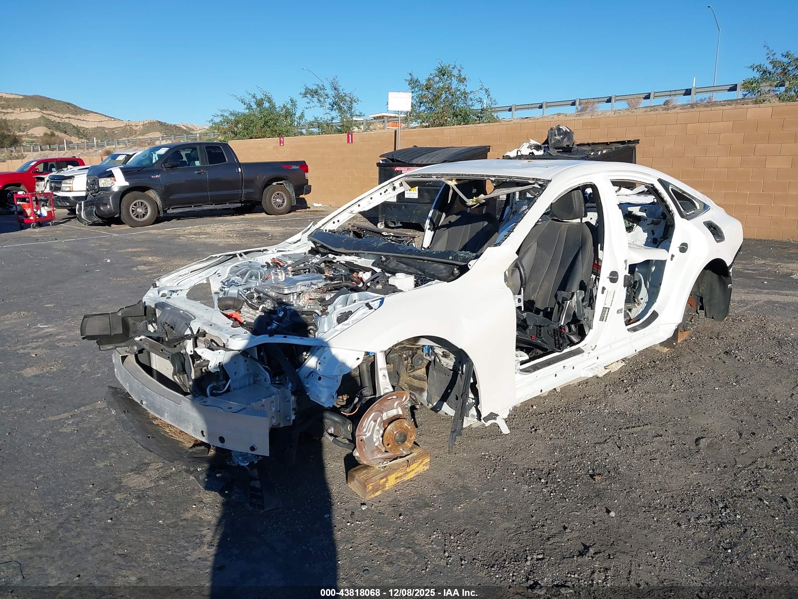 TOYOTA MIRAI image 2