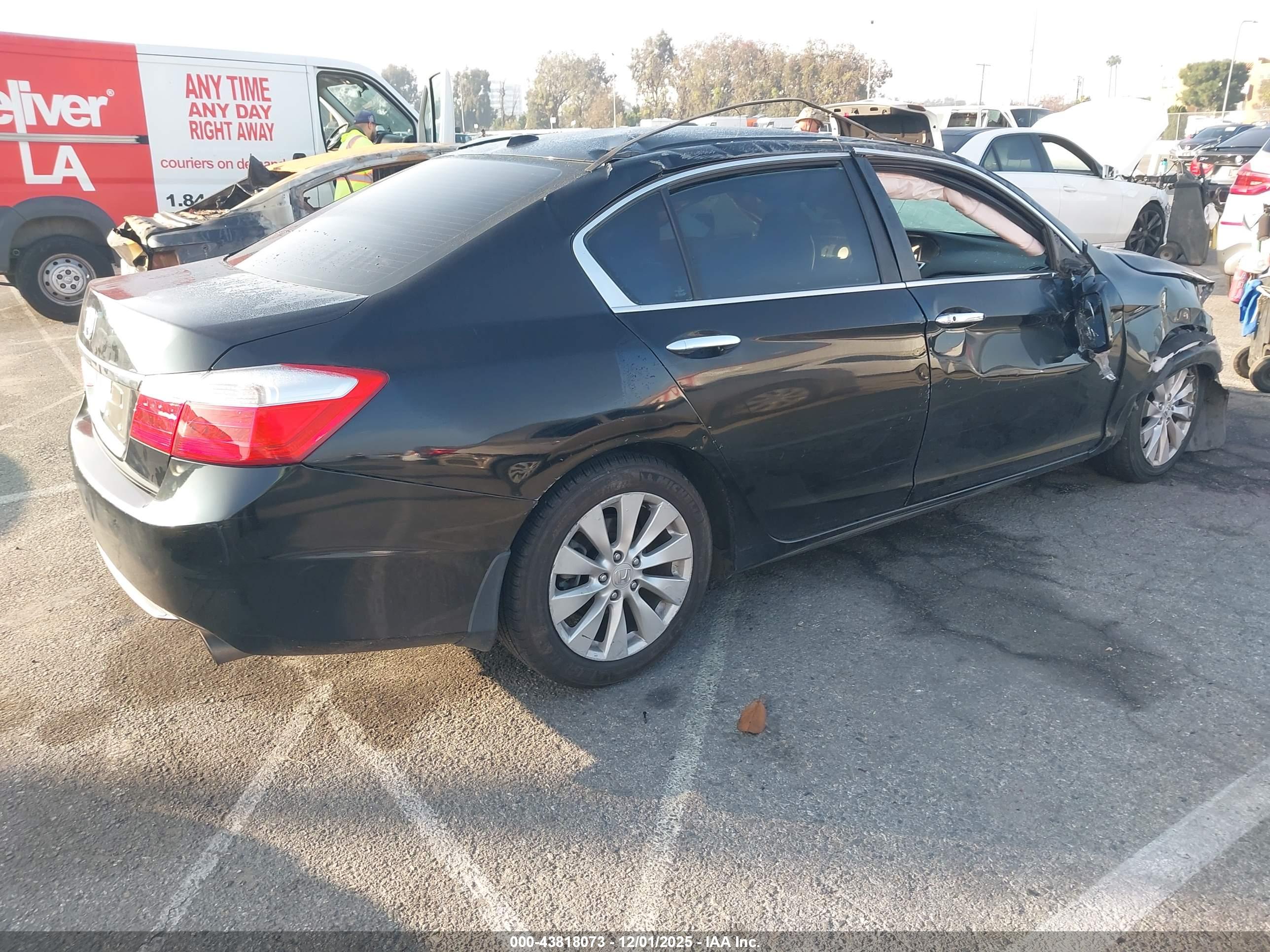 HONDA ACCORD image 4