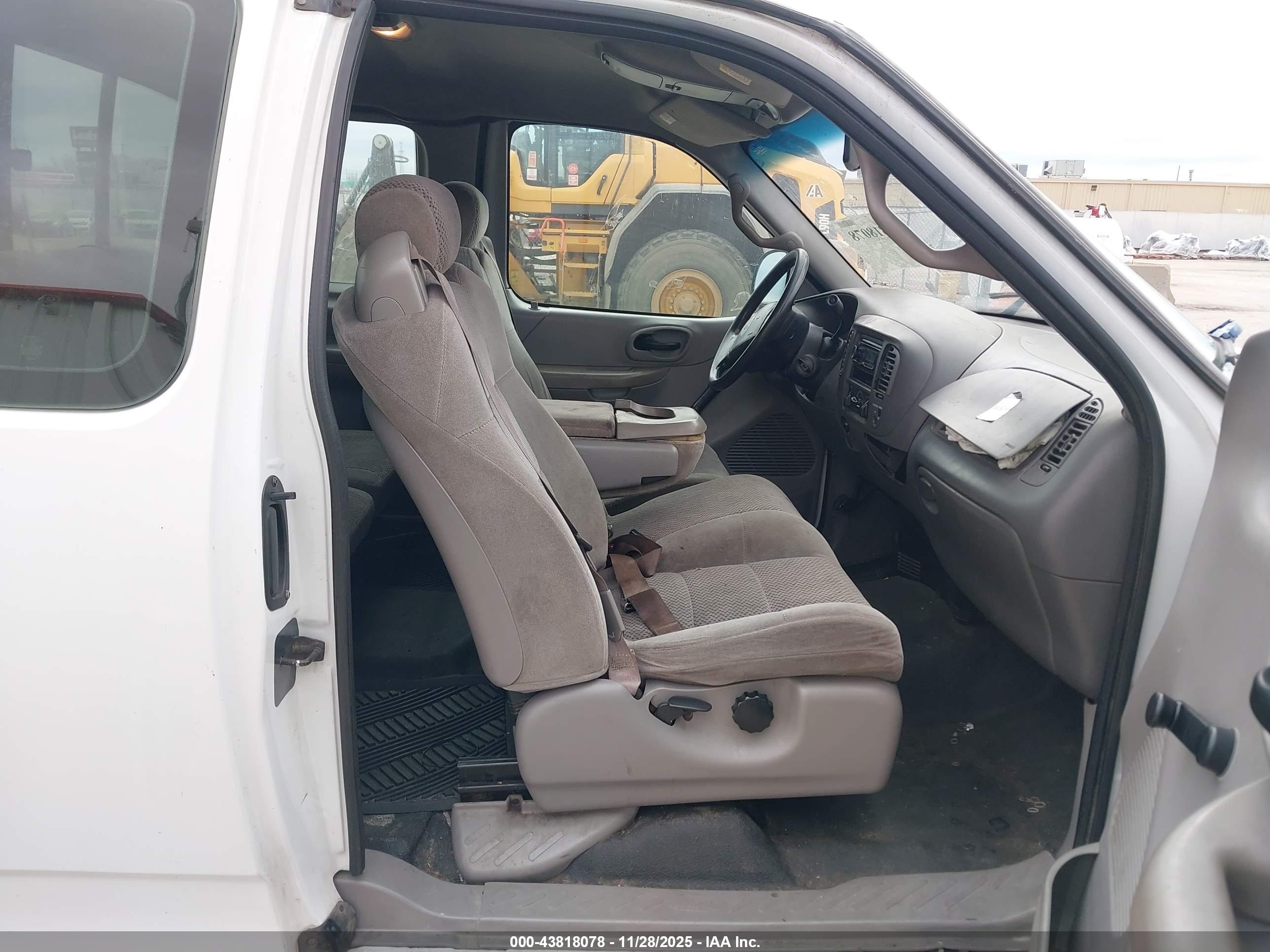 FORD F-150 image 5