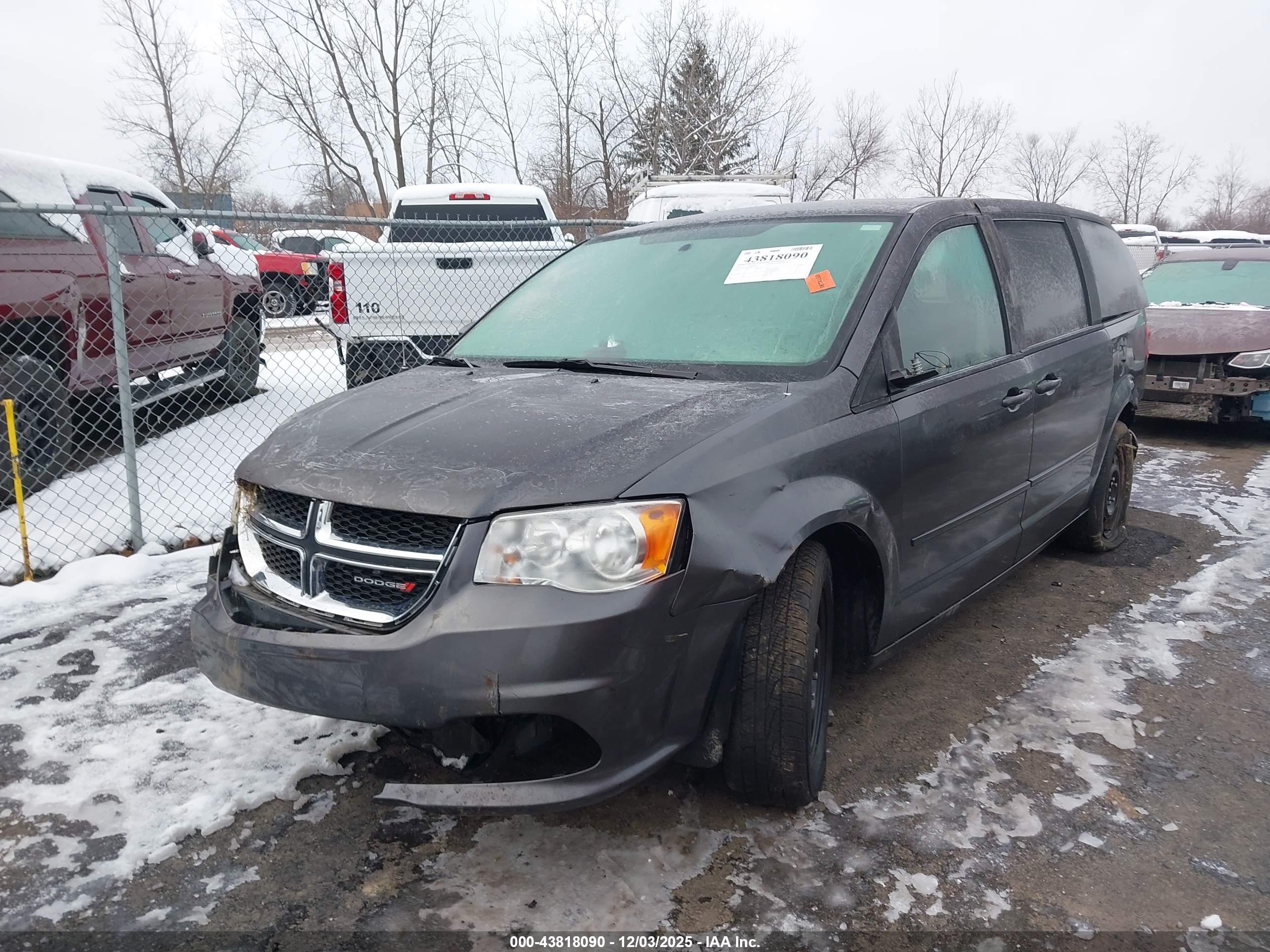 DODGE GRAND image 2