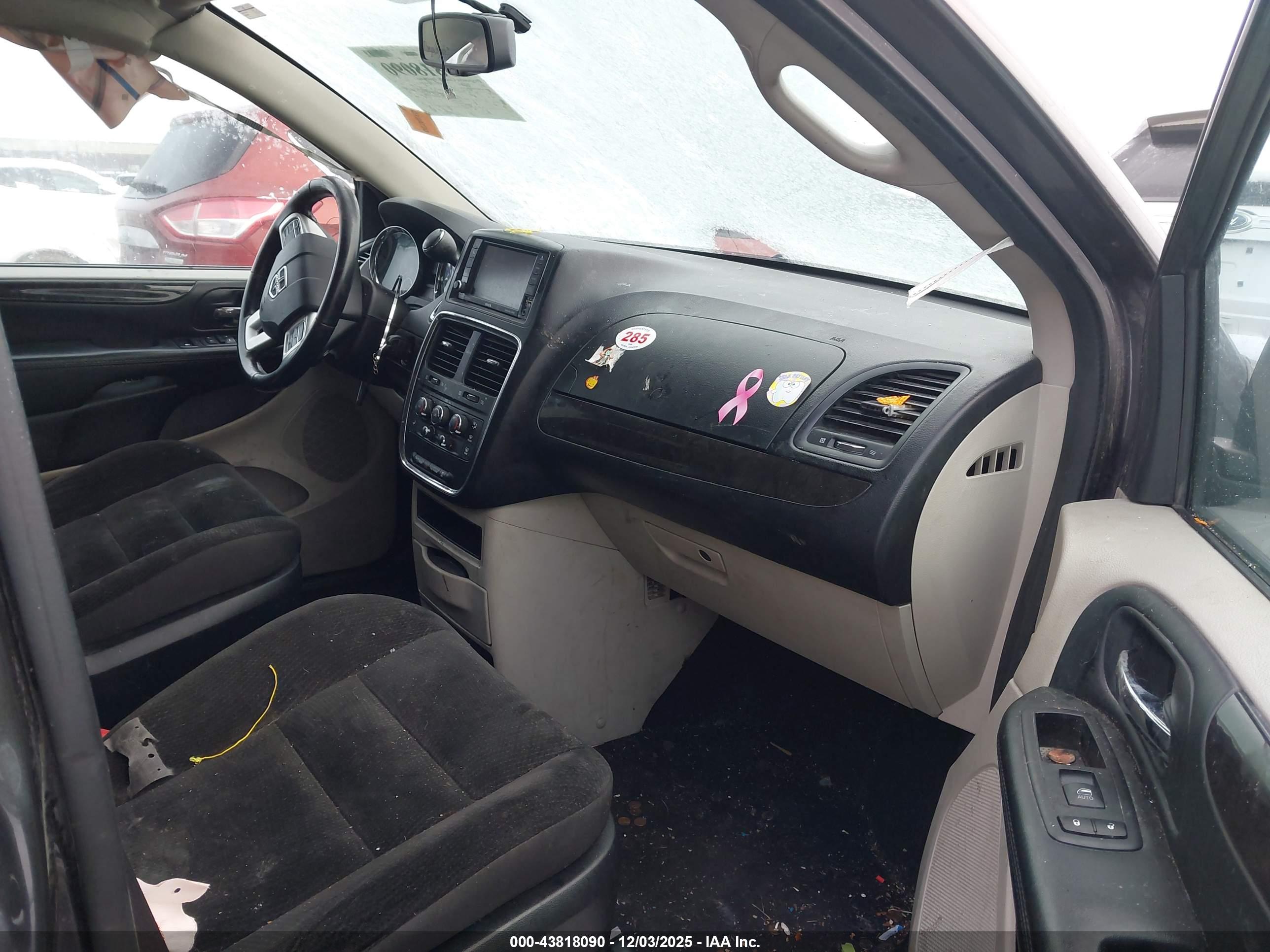 DODGE GRAND image 5