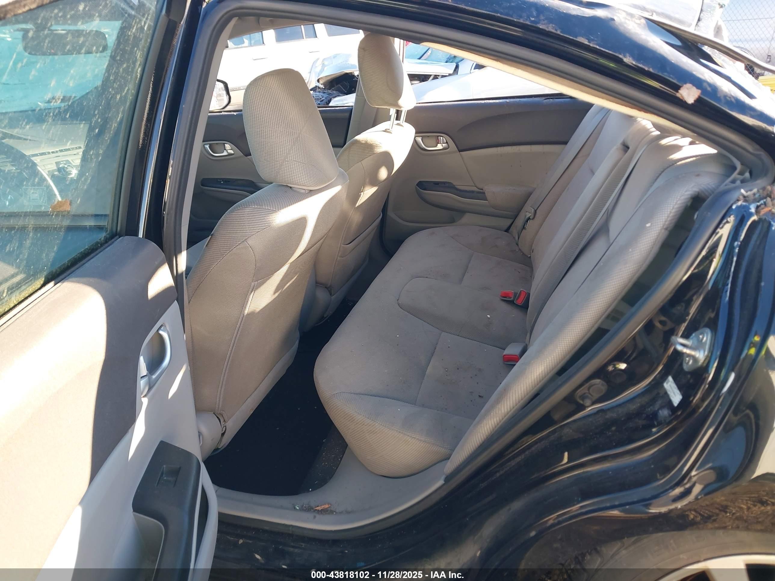 HONDA CIVIC image 8