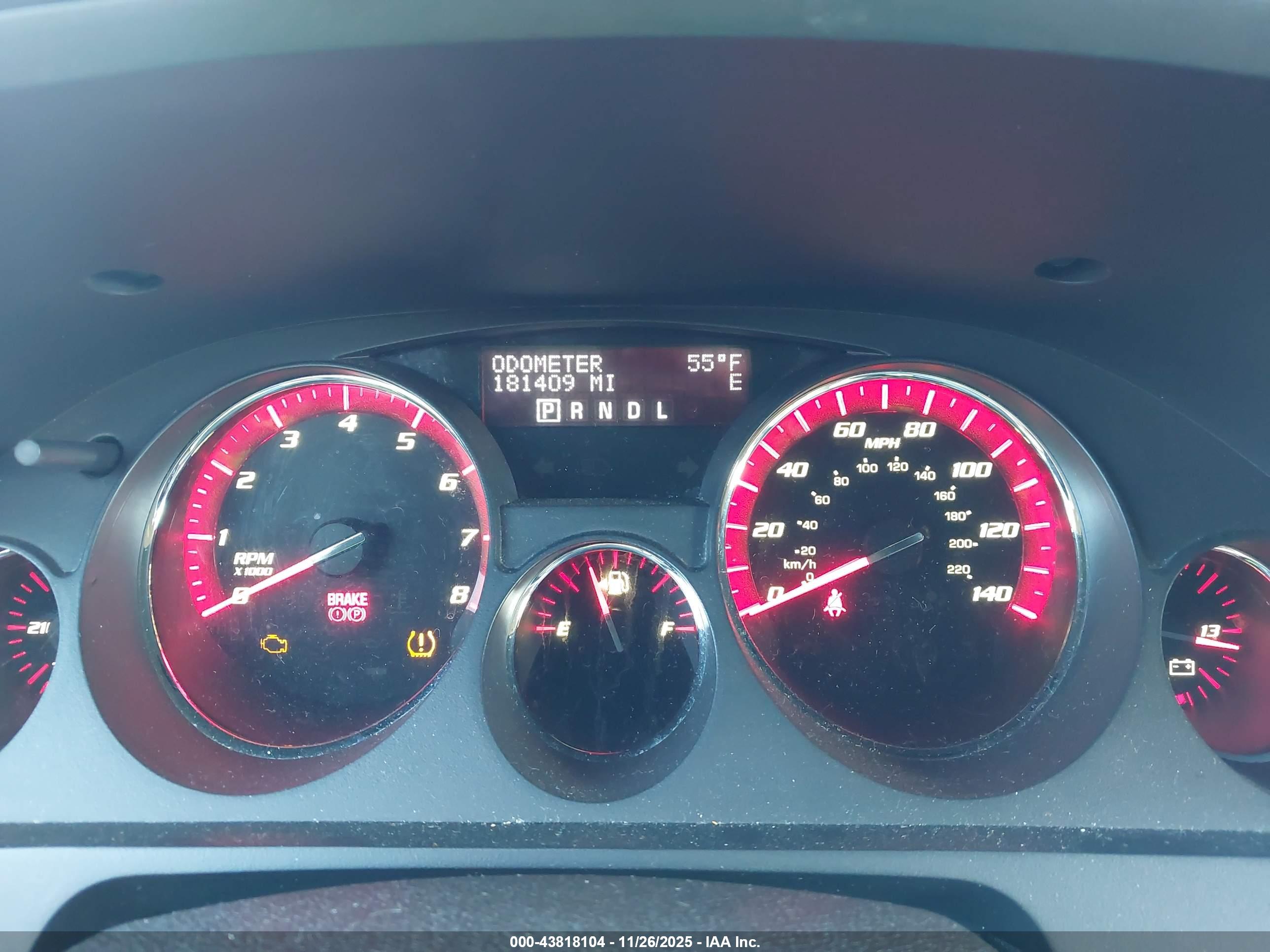 GMC ACADIA image 7