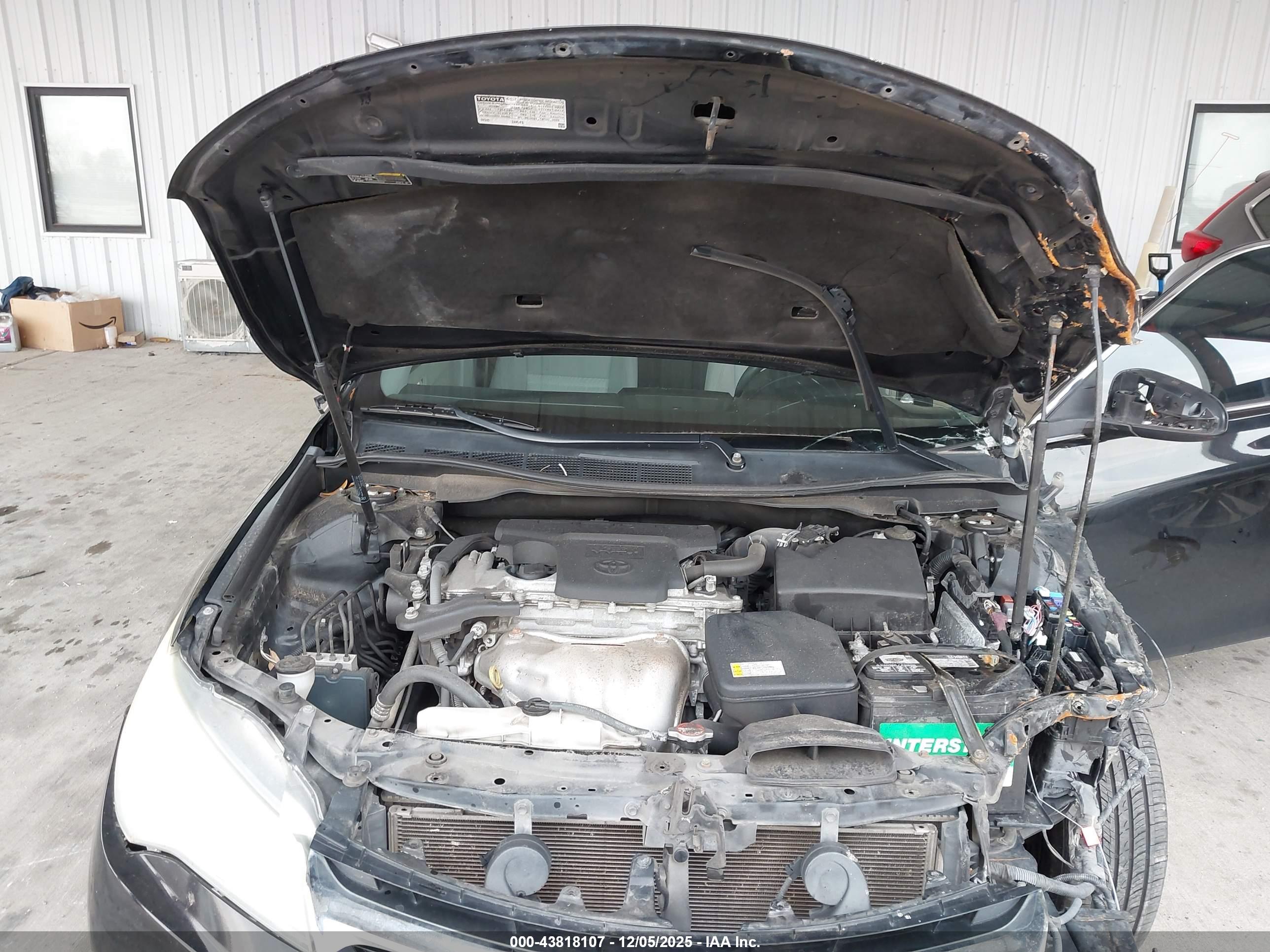 TOYOTA CAMRY image 10