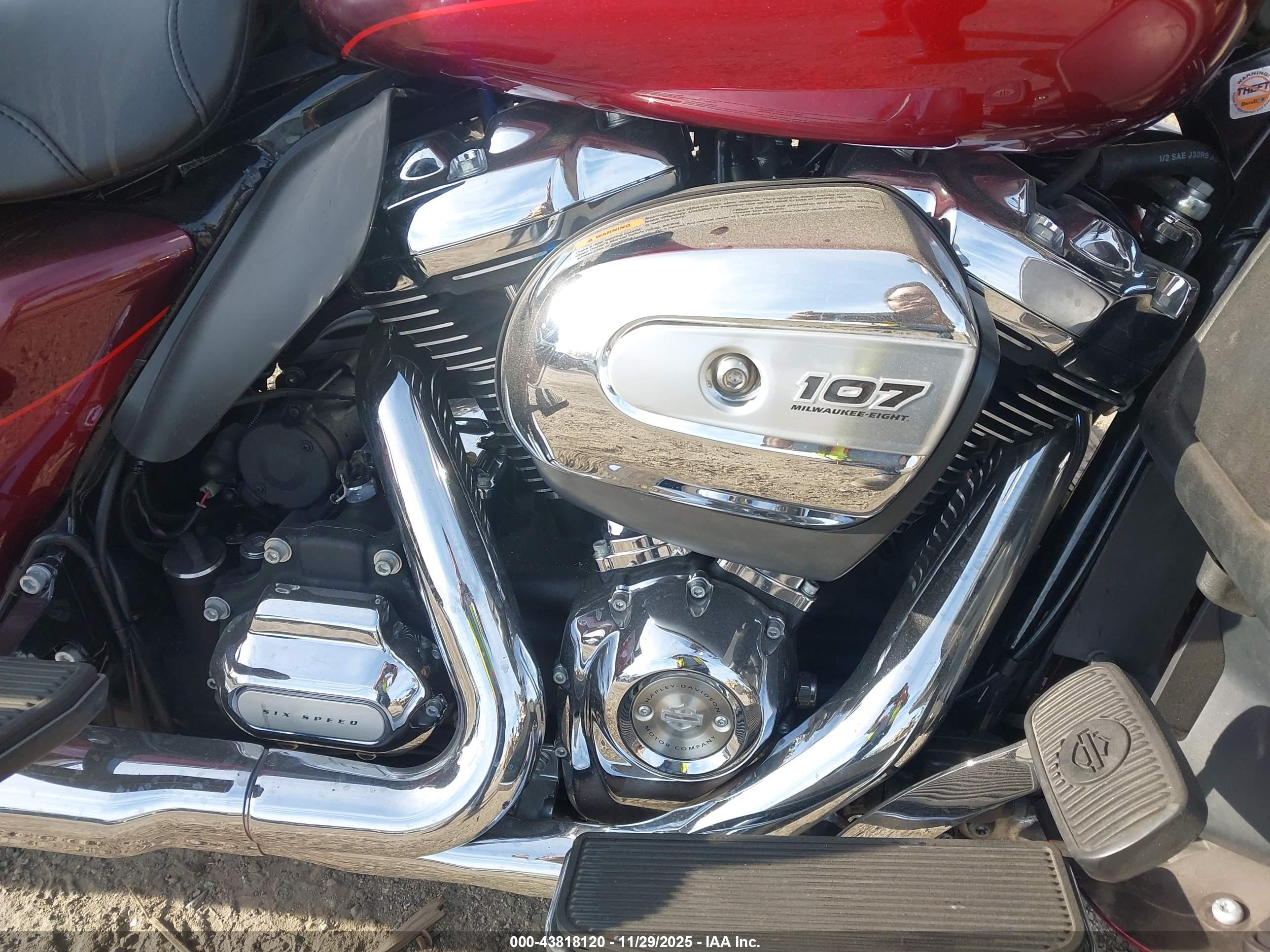 HARLEY-DAVIDSON FLHTK image 8