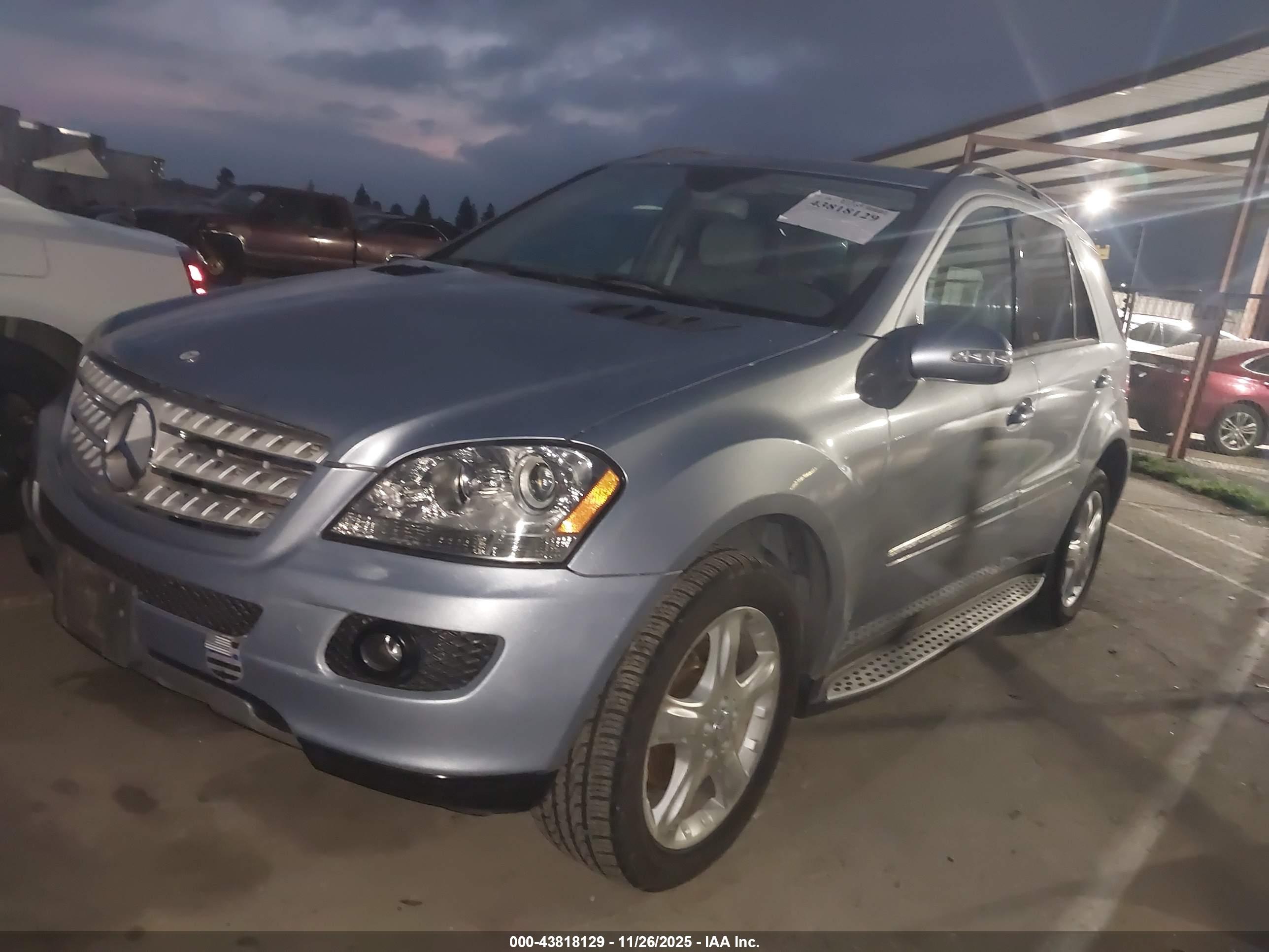 MERCEDES-BENZ ML image 2