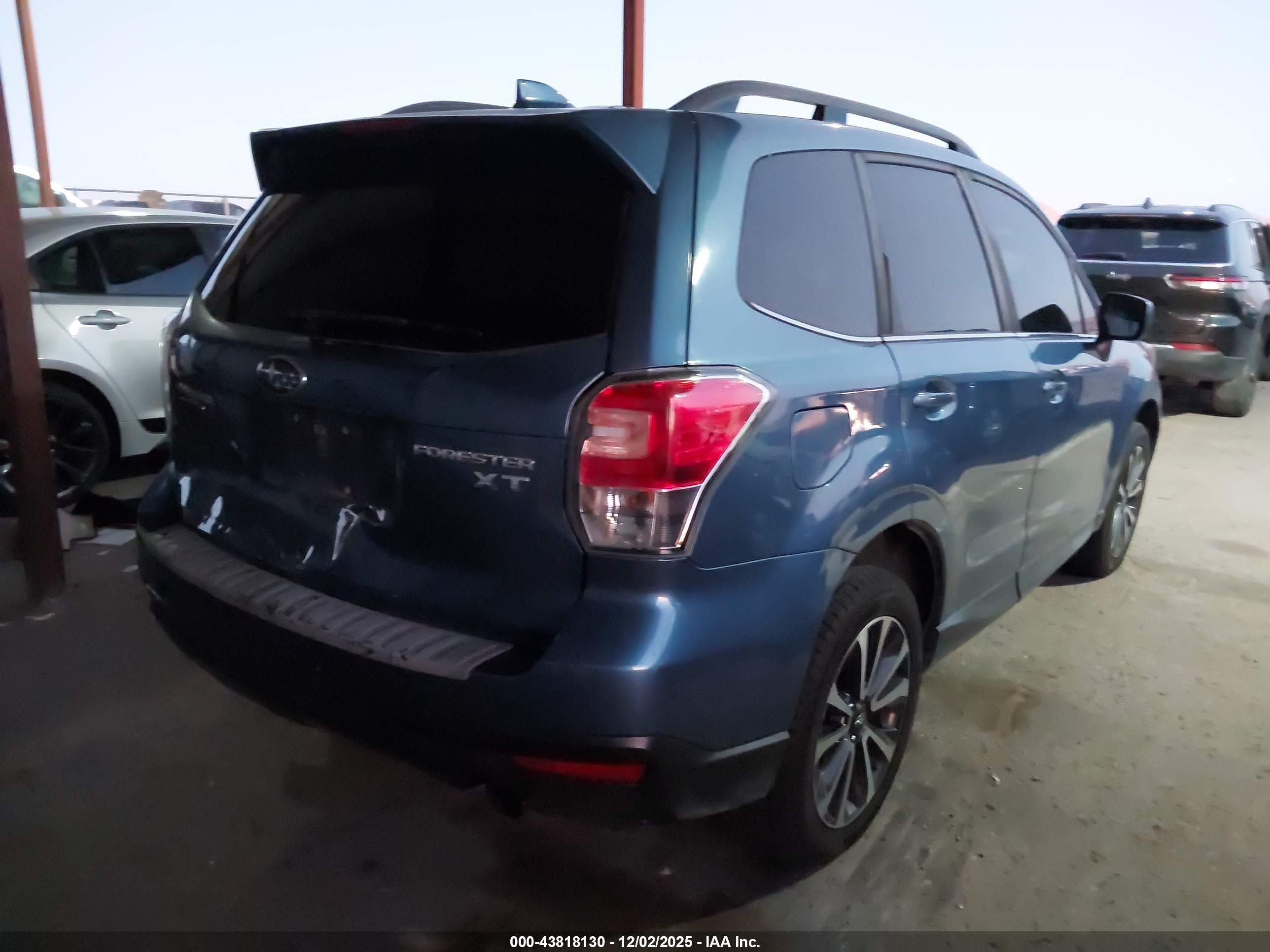 SUBARU FORESTER image 4