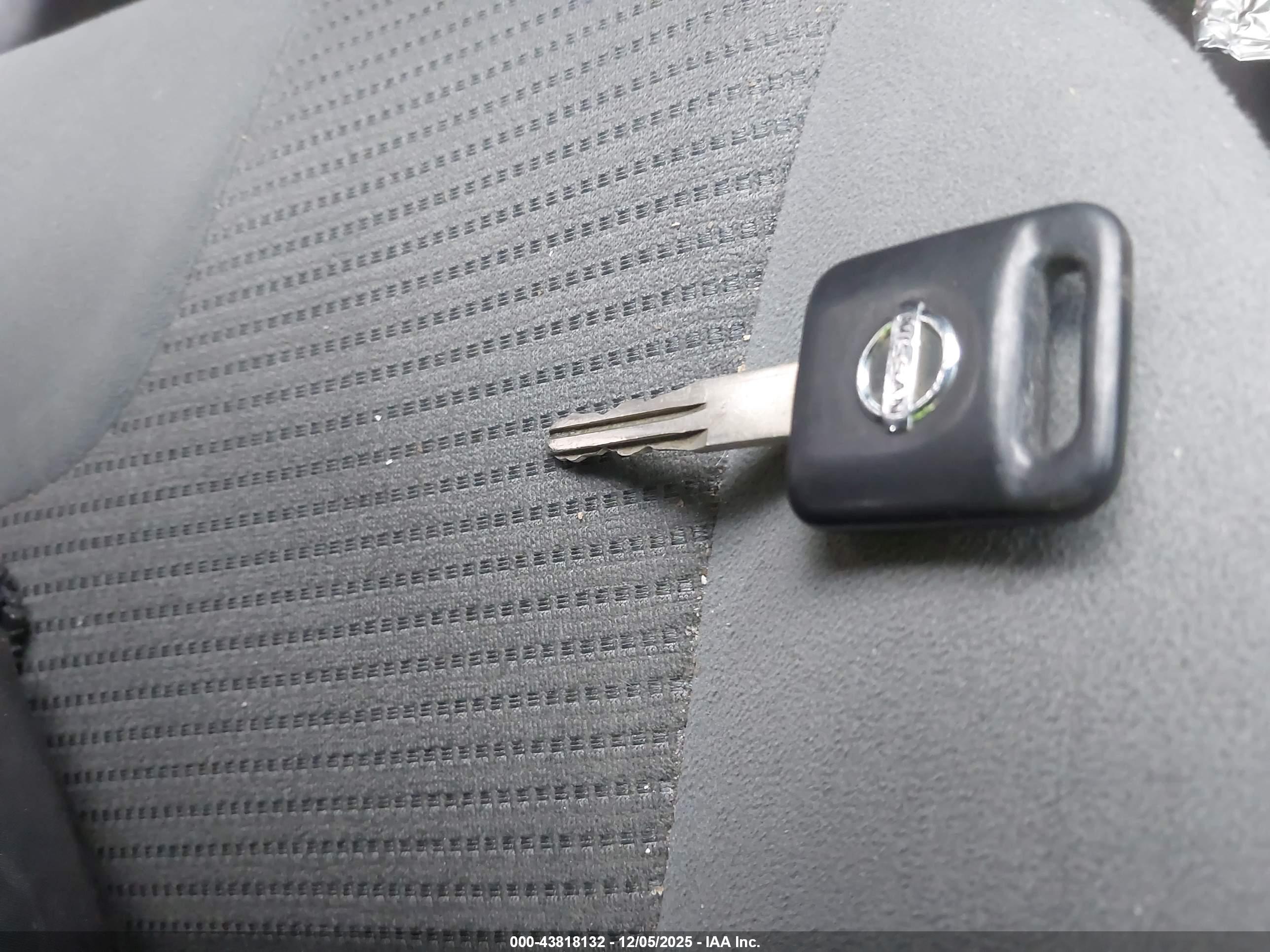 NISSAN SENTRA image 11